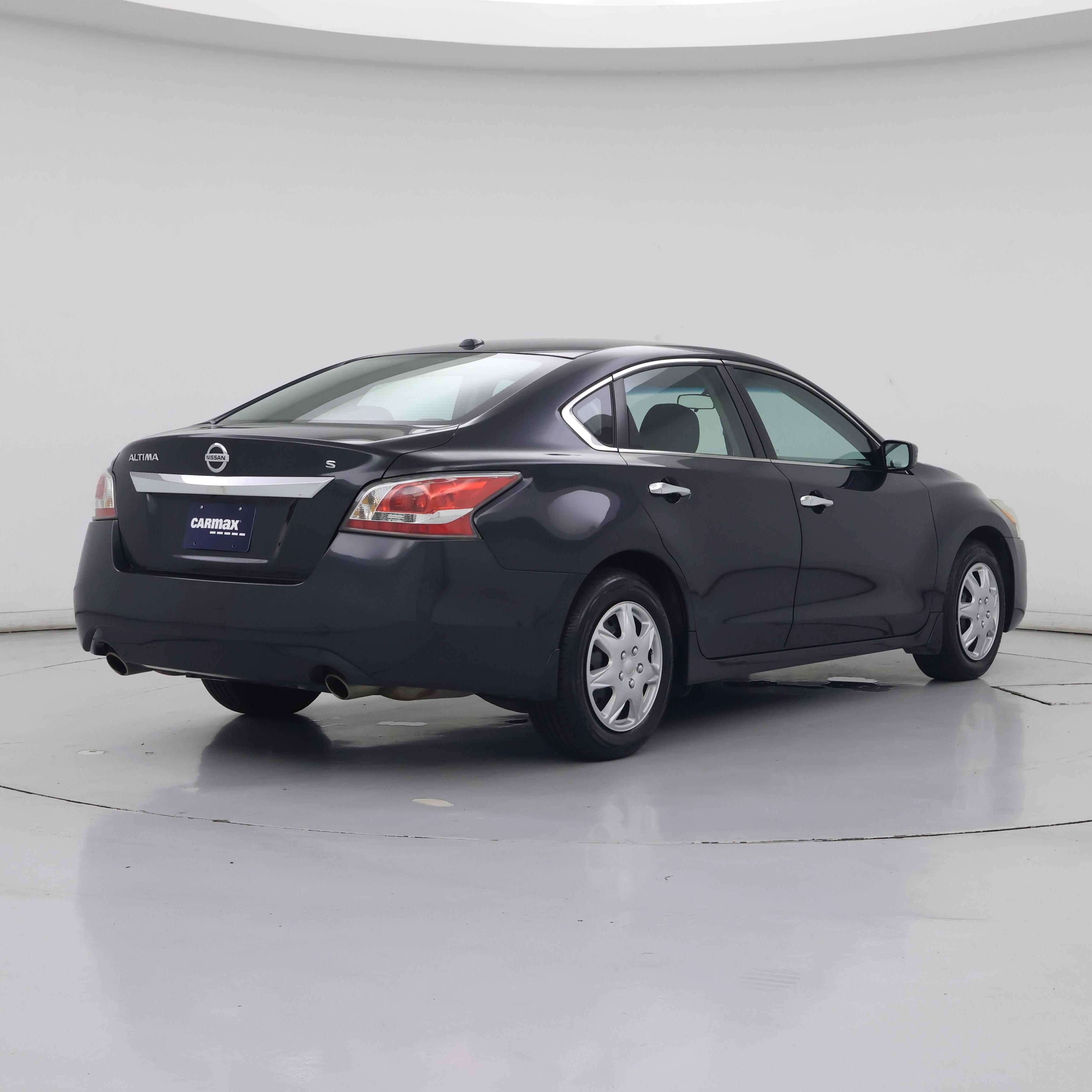 Thumbnail: 2015 Nissan Altima - 8