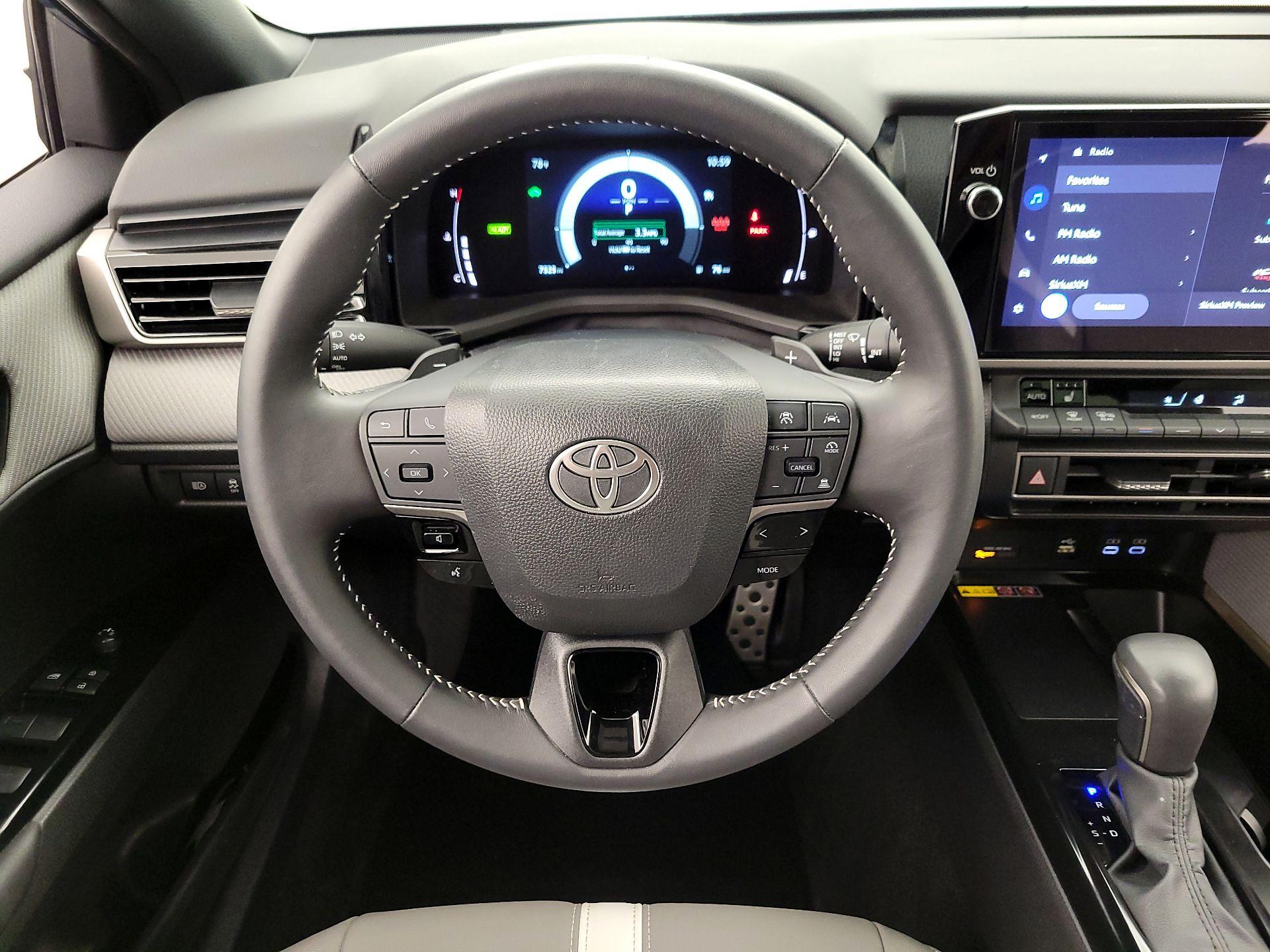 Thumbnail: 2025 Toyota Camry - 10