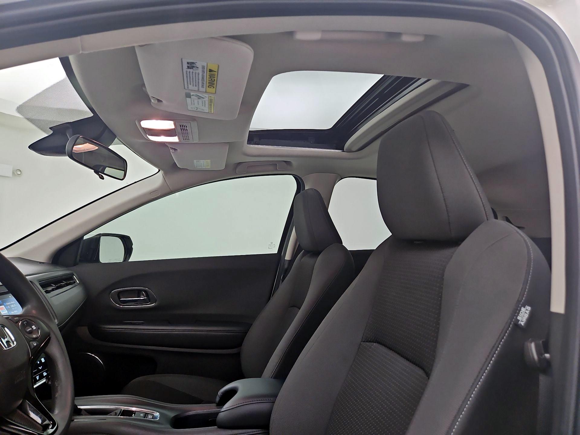 Thumbnail: 2021 Honda HR-V - 17