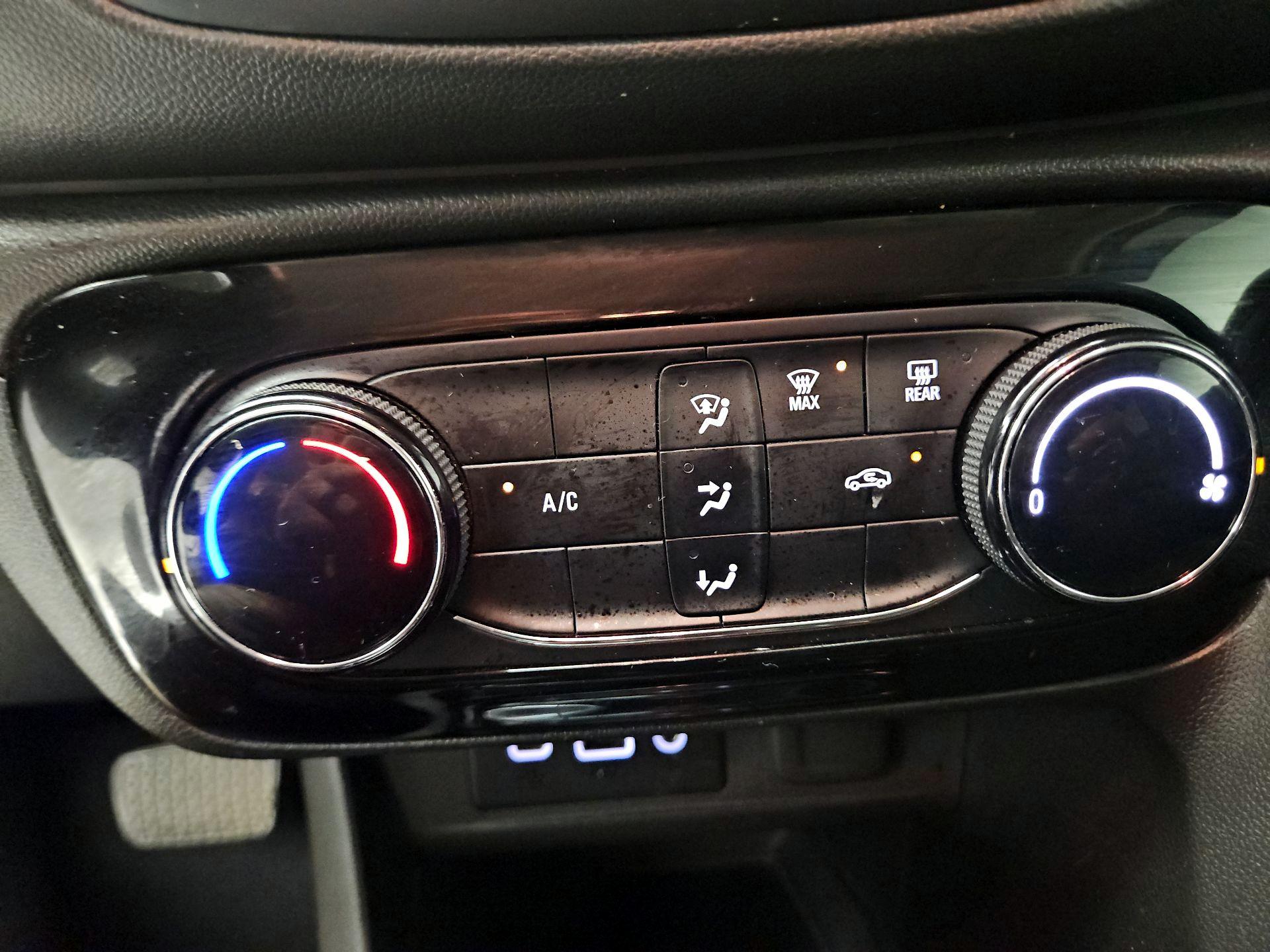 Thumbnail: 2021 Buick Encore GX - 16