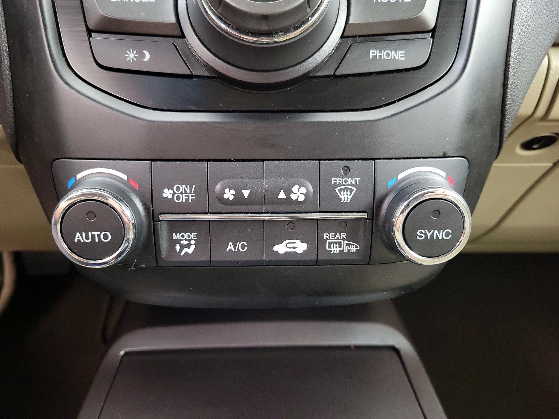 Thumbnail: 2015 Acura RDX - 16