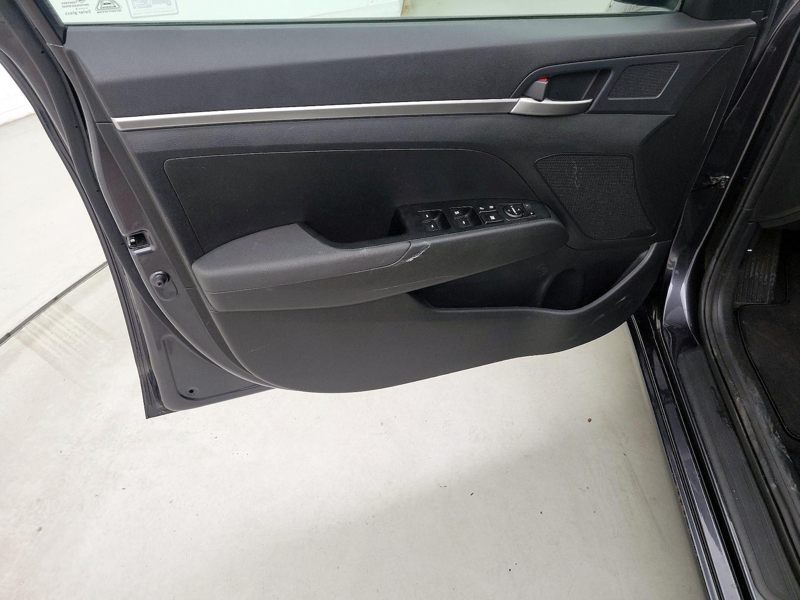 2020 Hyundai Elantra SE - Photo 13