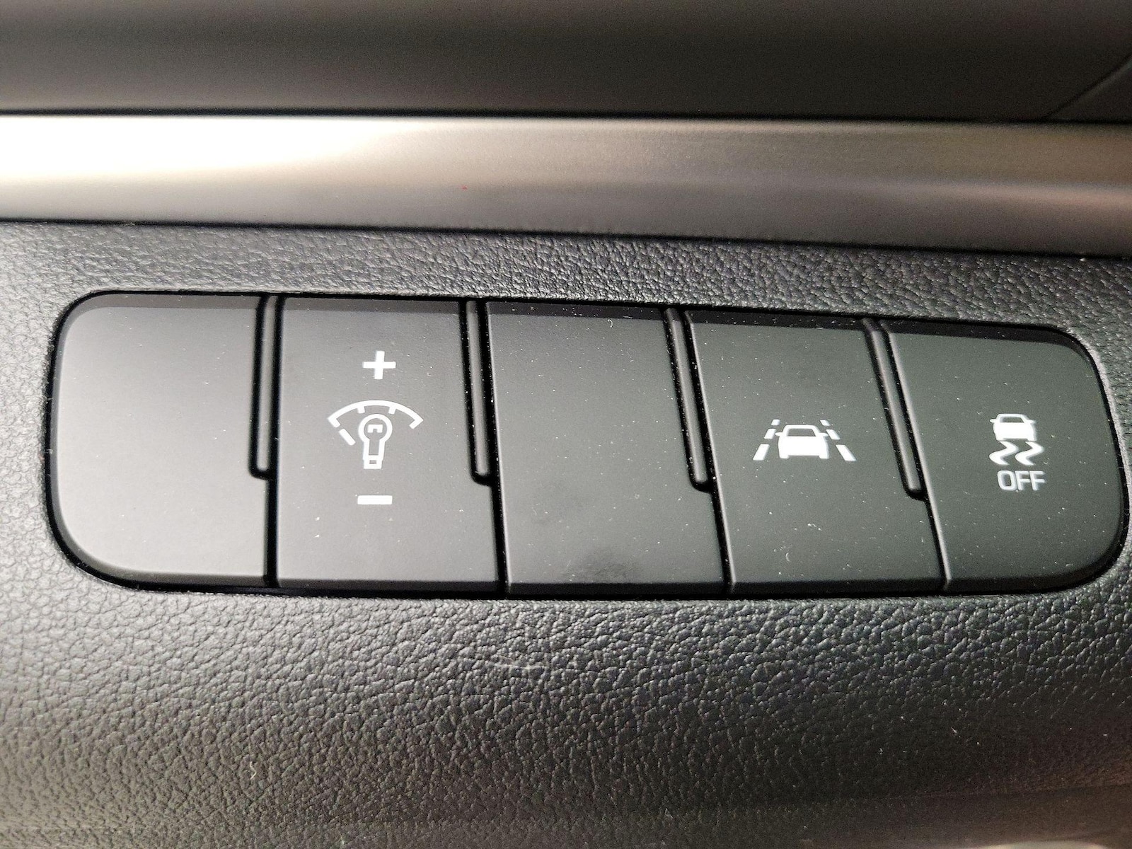 2020 Hyundai Elantra SE - Photo 14