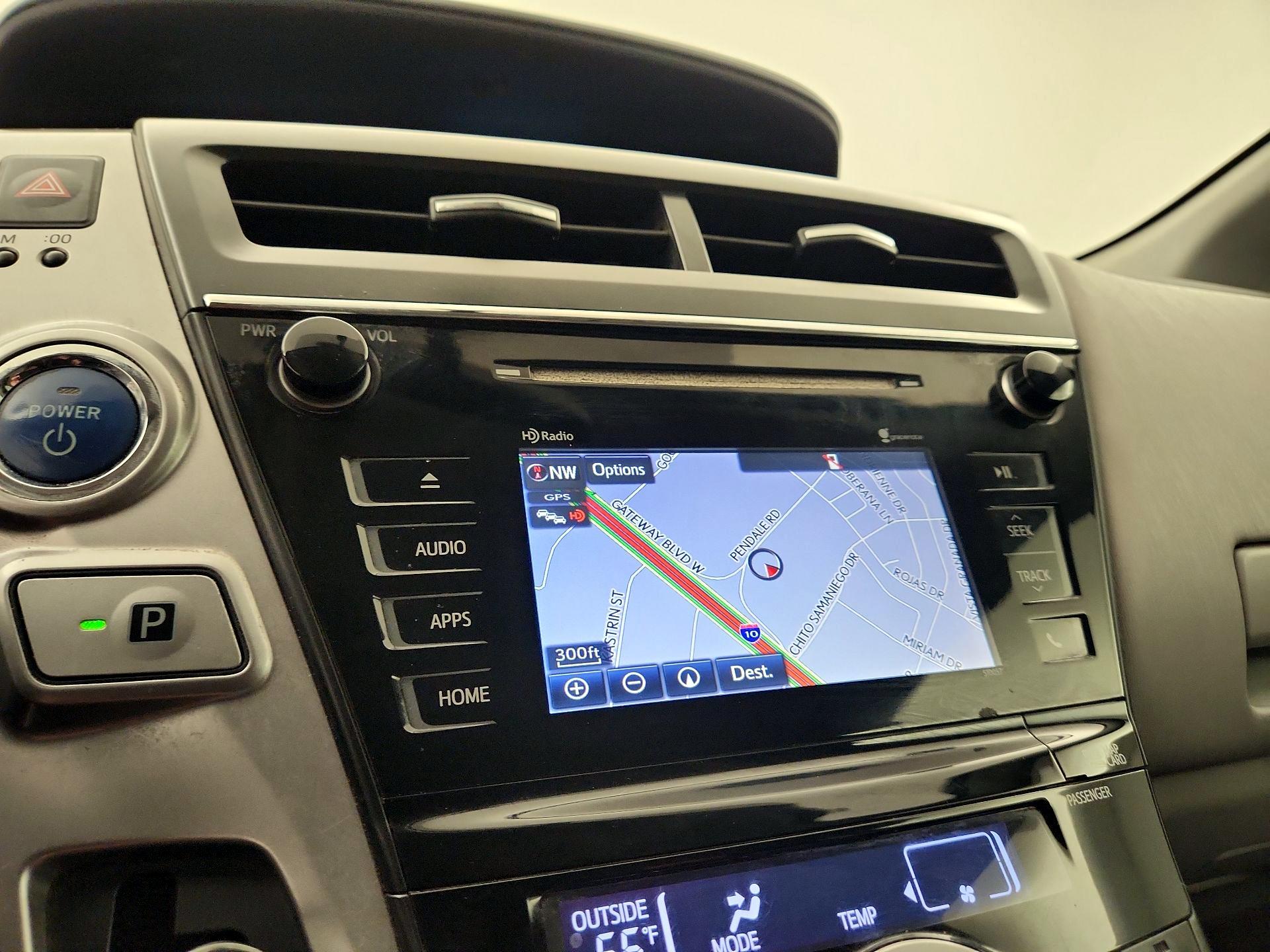 Thumbnail: 2015 Toyota Prius v - 14