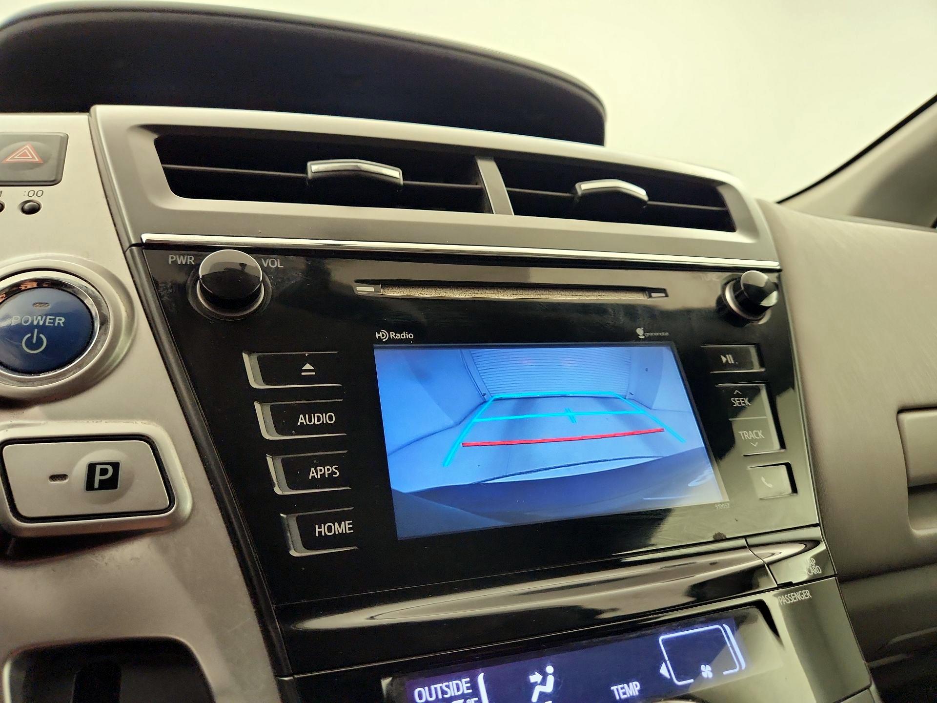 Thumbnail: 2015 Toyota Prius v - 15