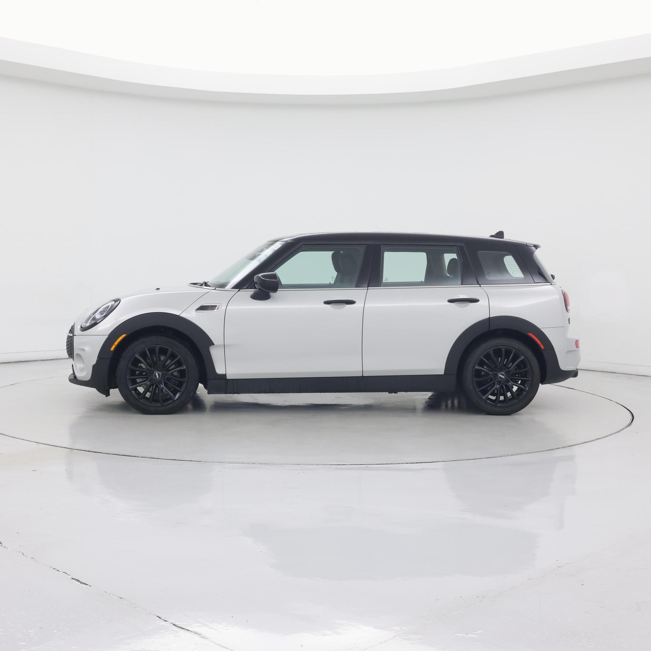 Thumbnail: 2023 MINI Cooper Clubman - 3