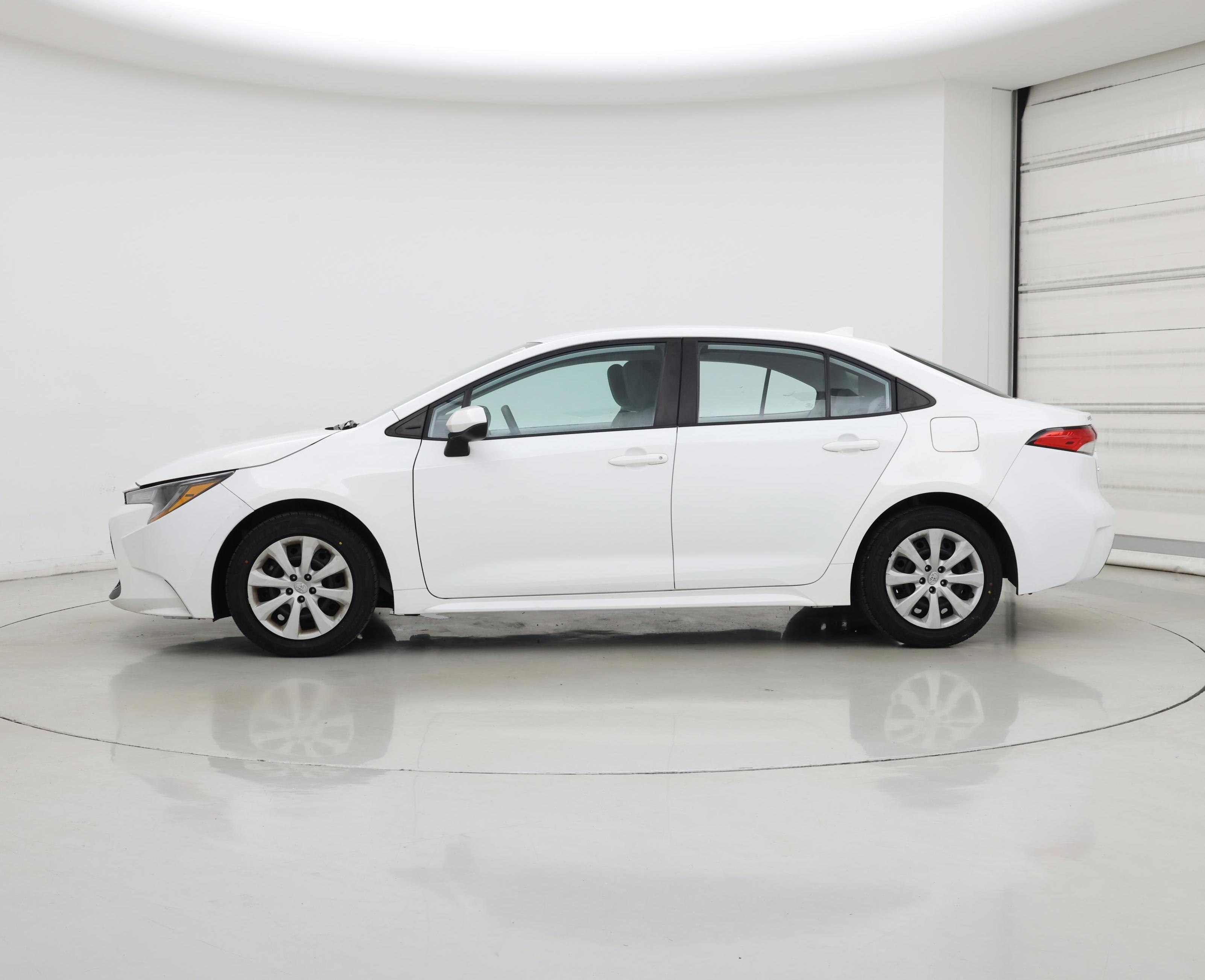 Thumbnail: 2022 Toyota Corolla - 3