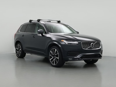 2022 Volvo XC90 T6 Momentum