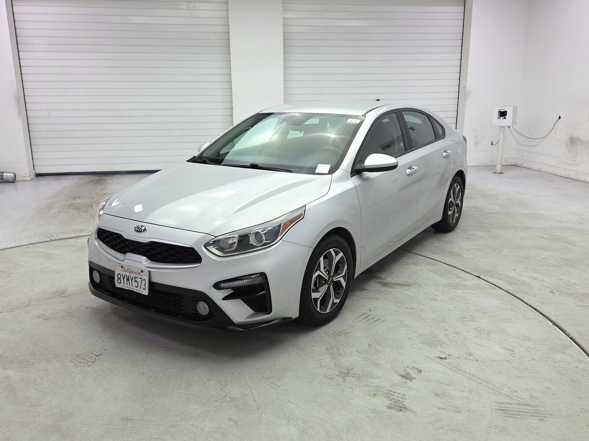 Thumbnail: 2021 Kia Forte - 3