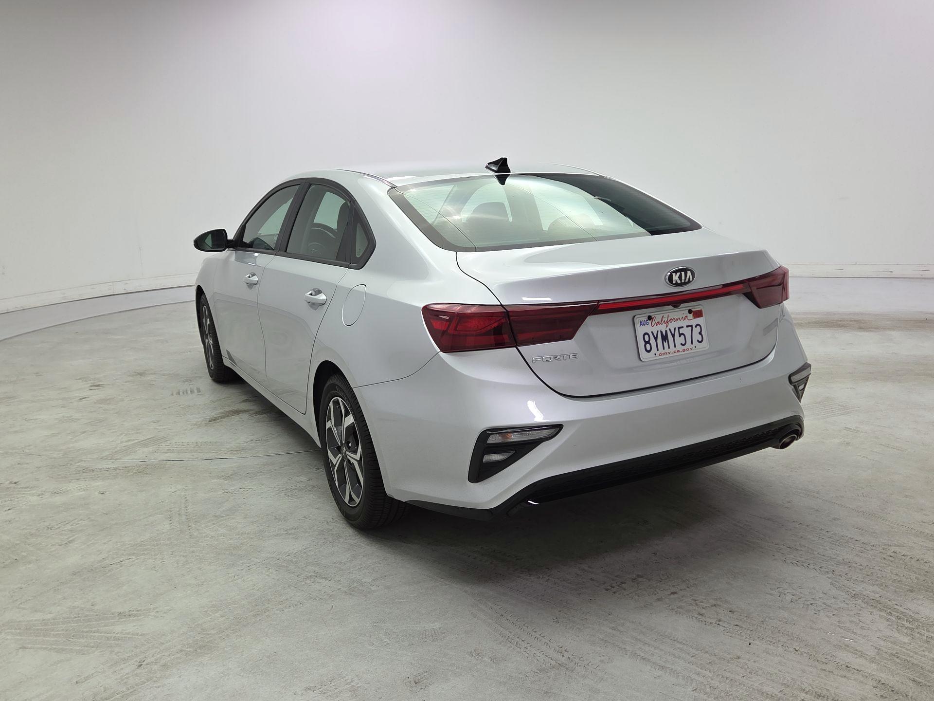 Thumbnail: 2021 Kia Forte - 7