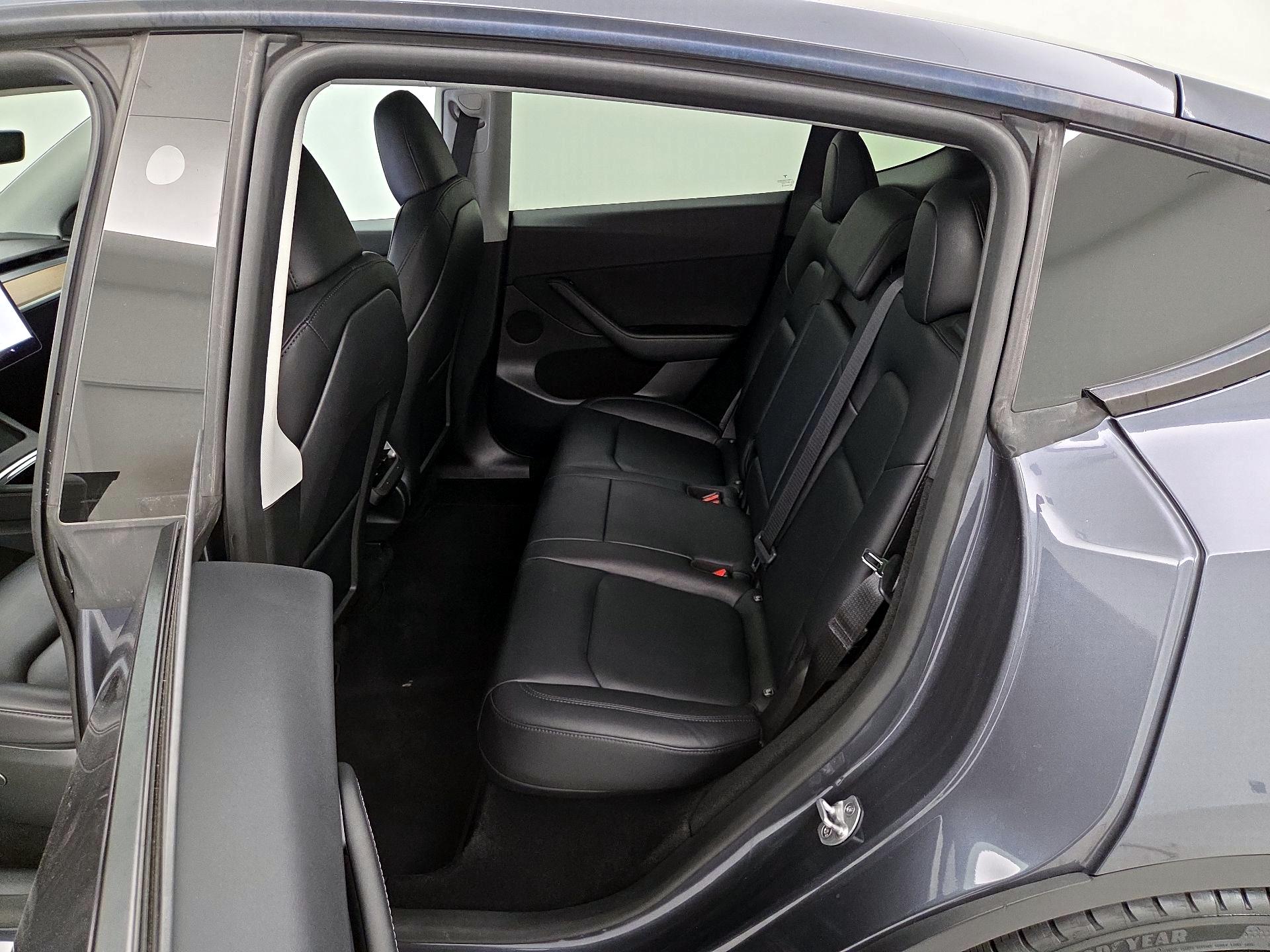 Thumbnail: 2023 Tesla Model Y - 19