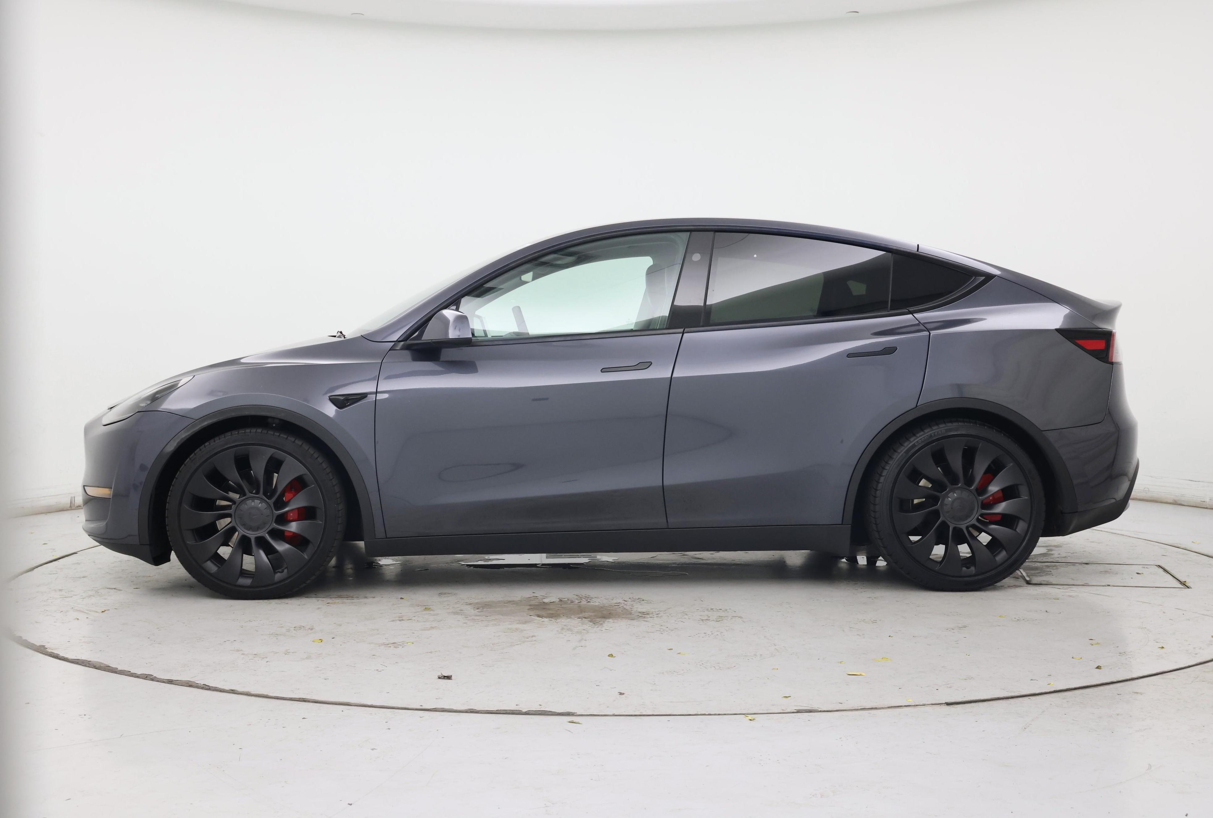 Thumbnail: 2023 Tesla Model Y - 3
