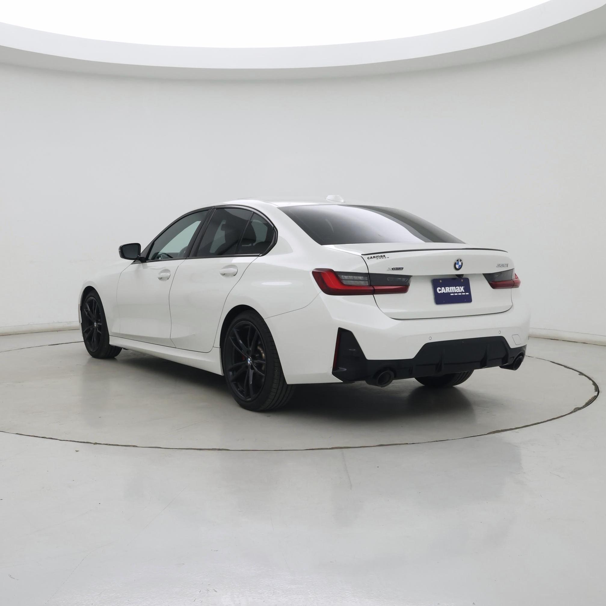 Thumbnail: 2023 BMW 3 Series - 2