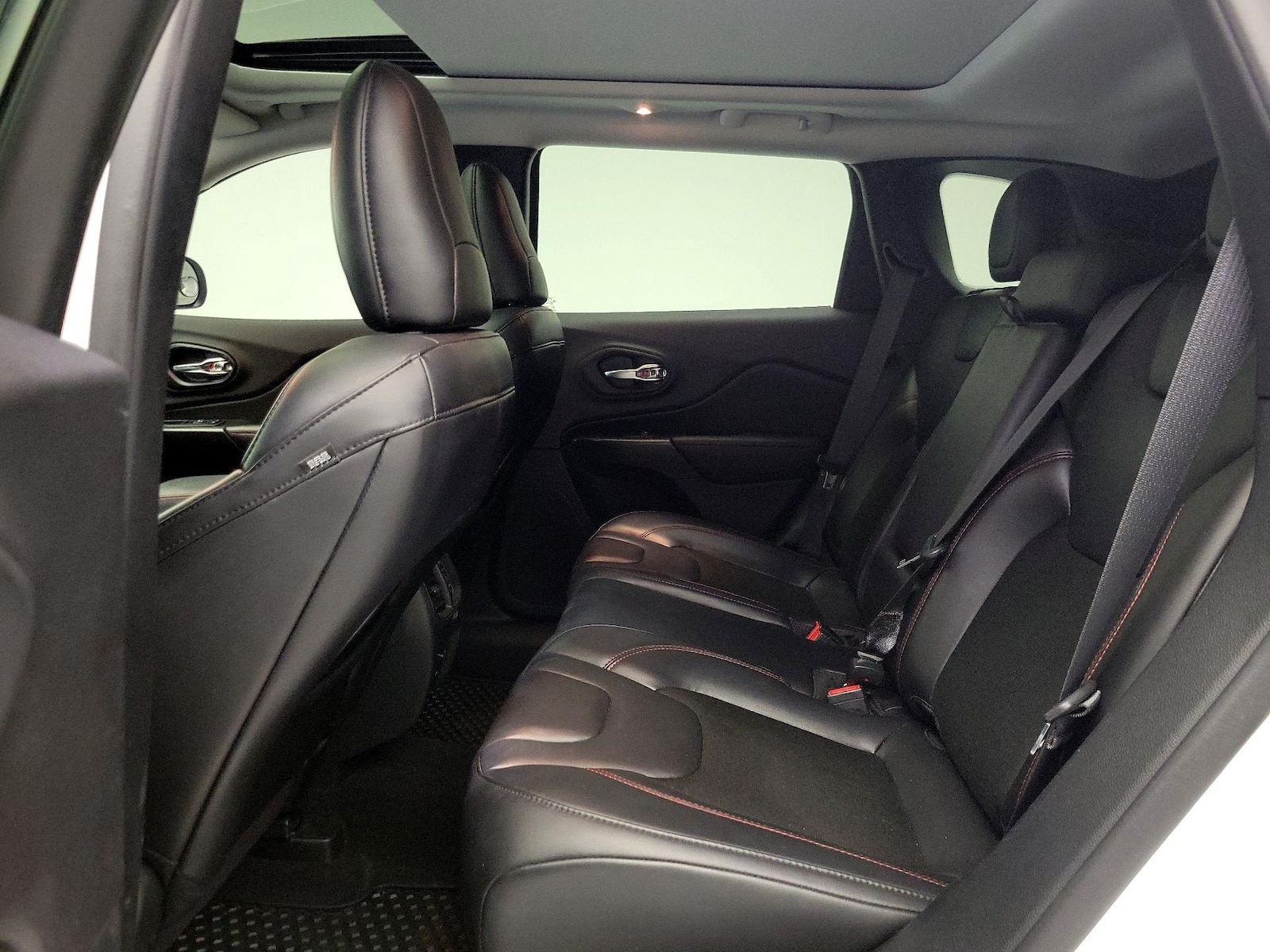 2020 Jeep Cherokee Trailhawk - Photo 22