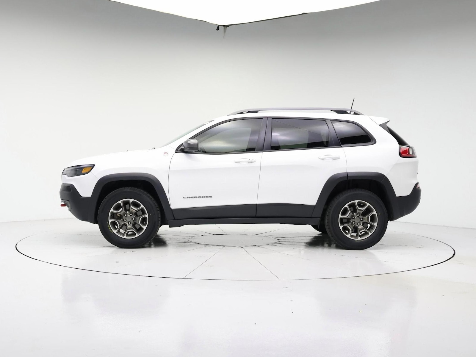 2020 Jeep Cherokee Trailhawk - Photo 4