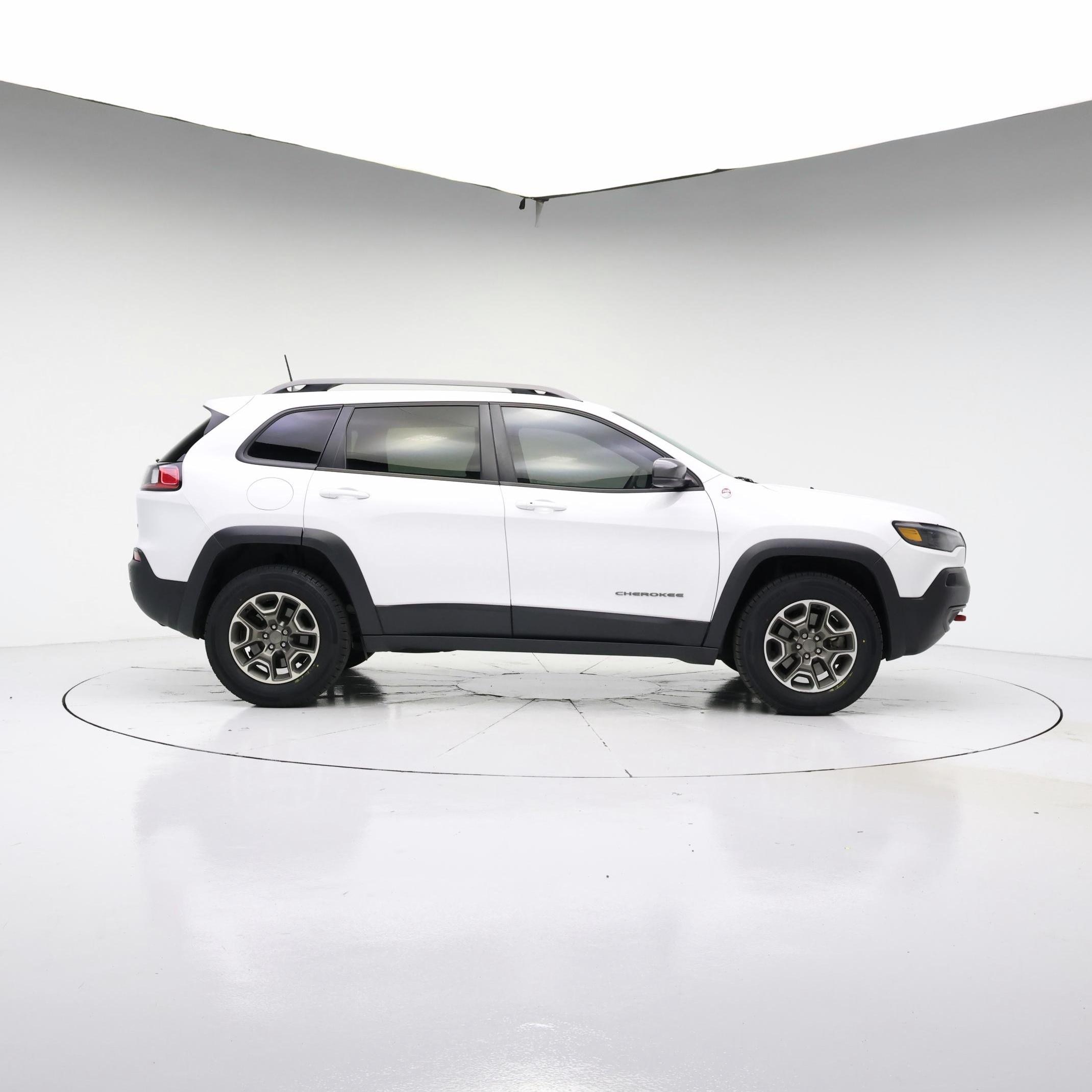 Thumbnail: 2020 Jeep Cherokee - 7