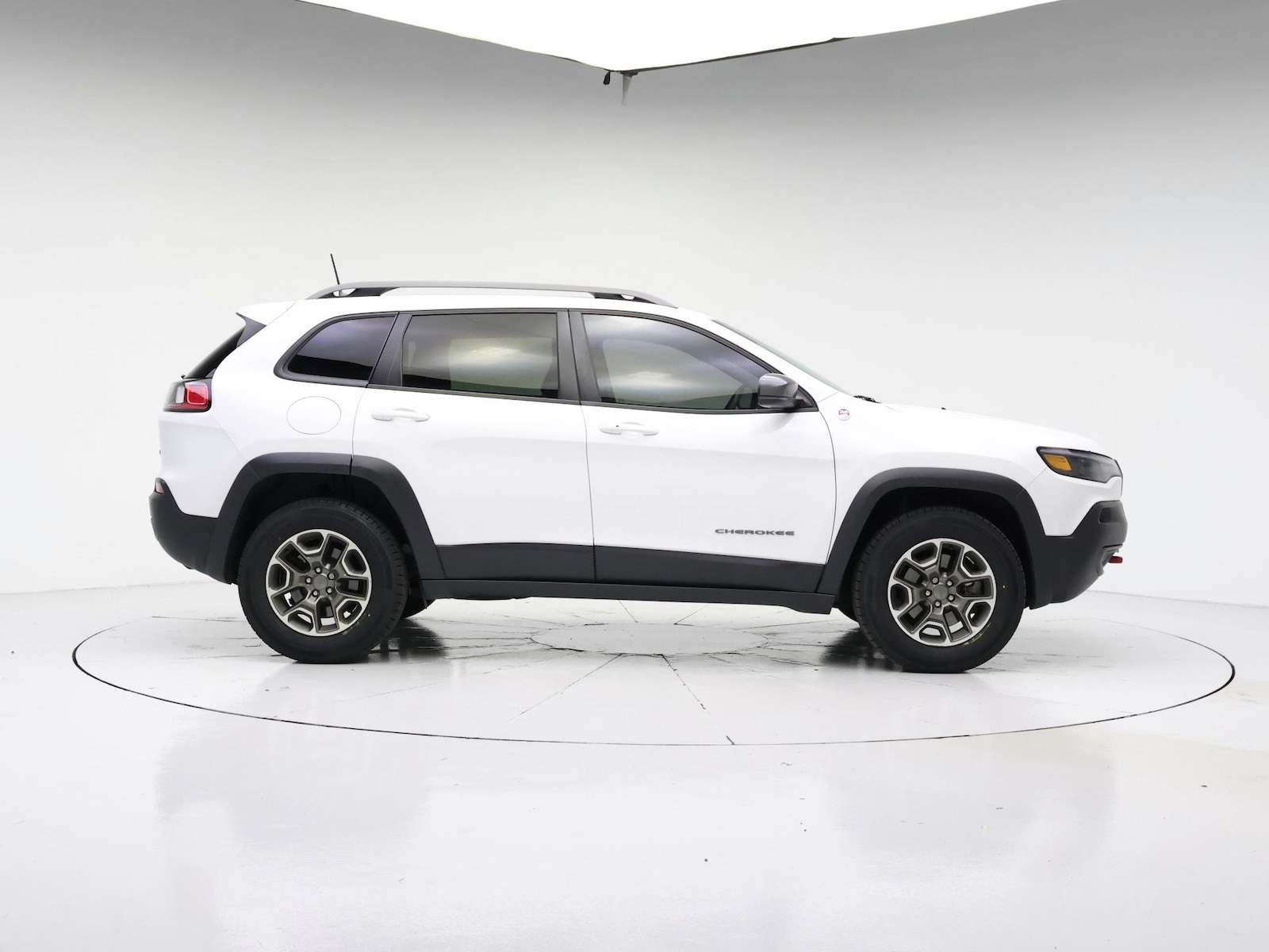 2020 Jeep Cherokee Trailhawk - Photo 8