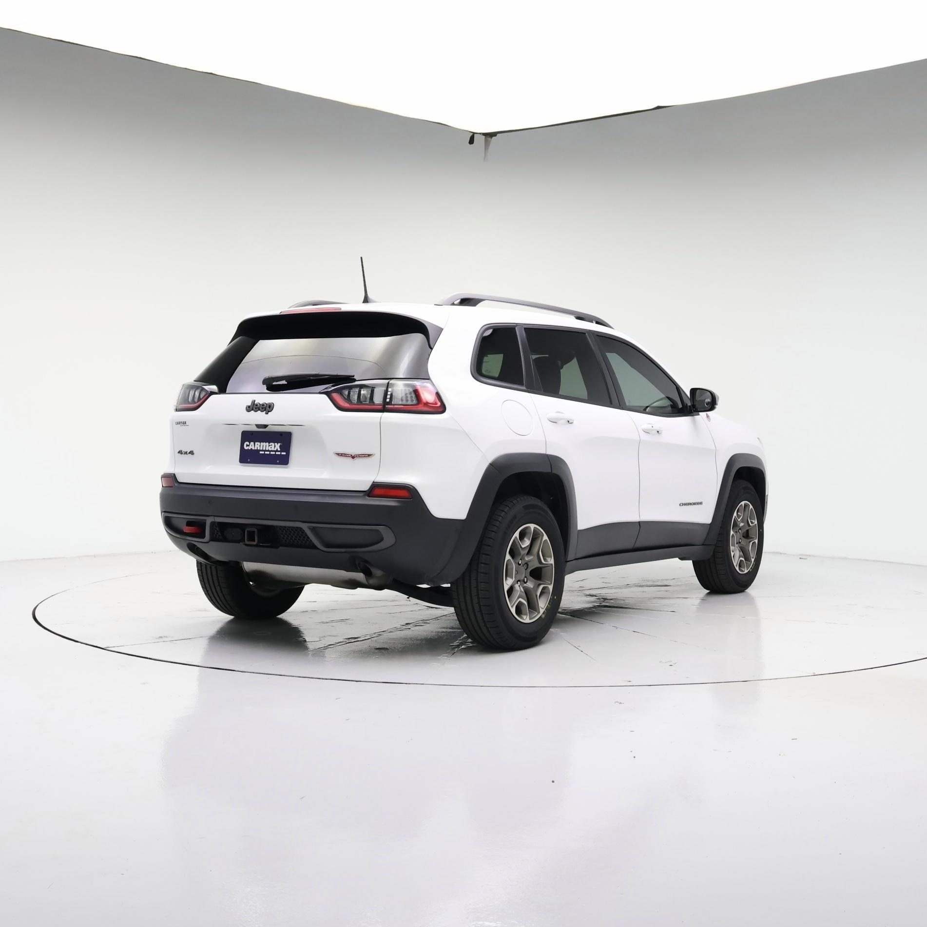 Thumbnail: 2020 Jeep Cherokee - 8
