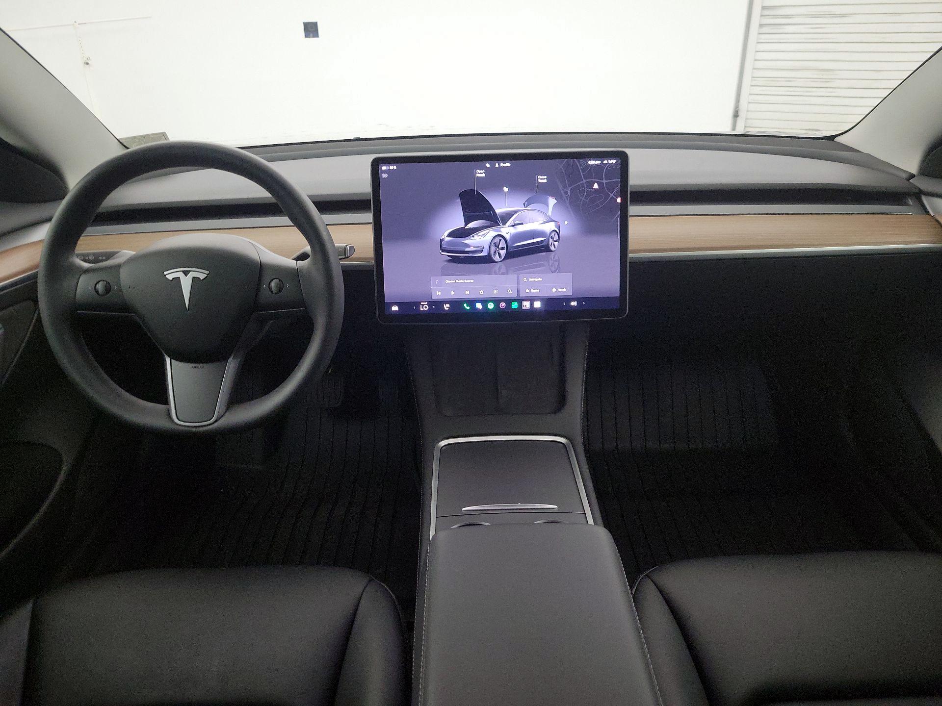 Thumbnail: 2023 Tesla Model 3 - 9