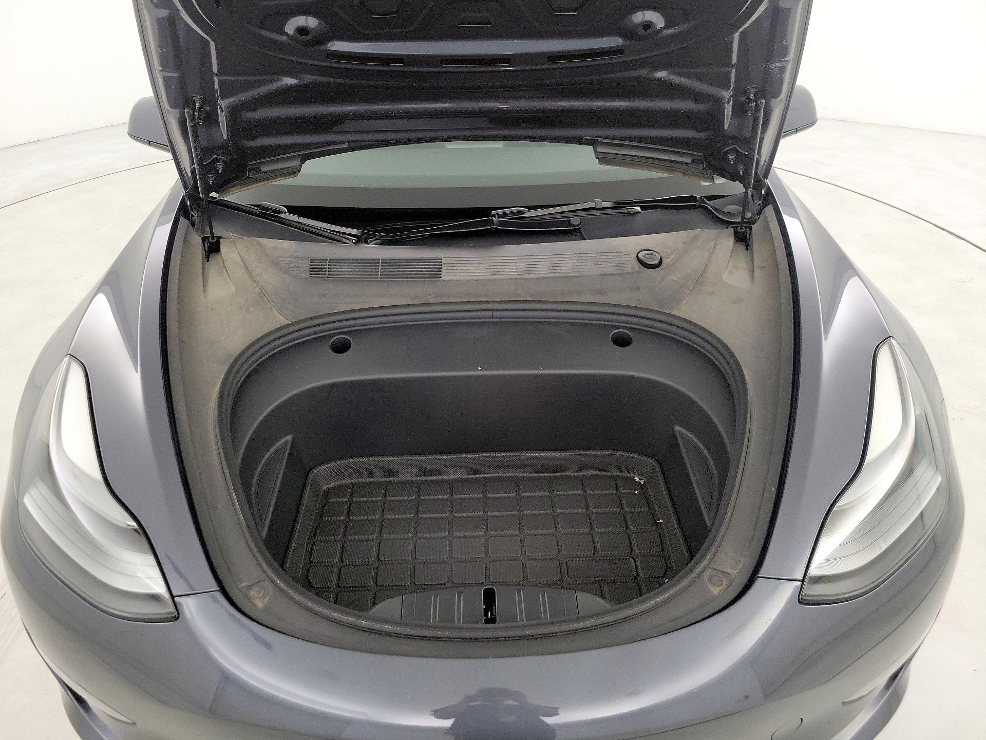 Thumbnail: 2023 Tesla Model 3 - 20