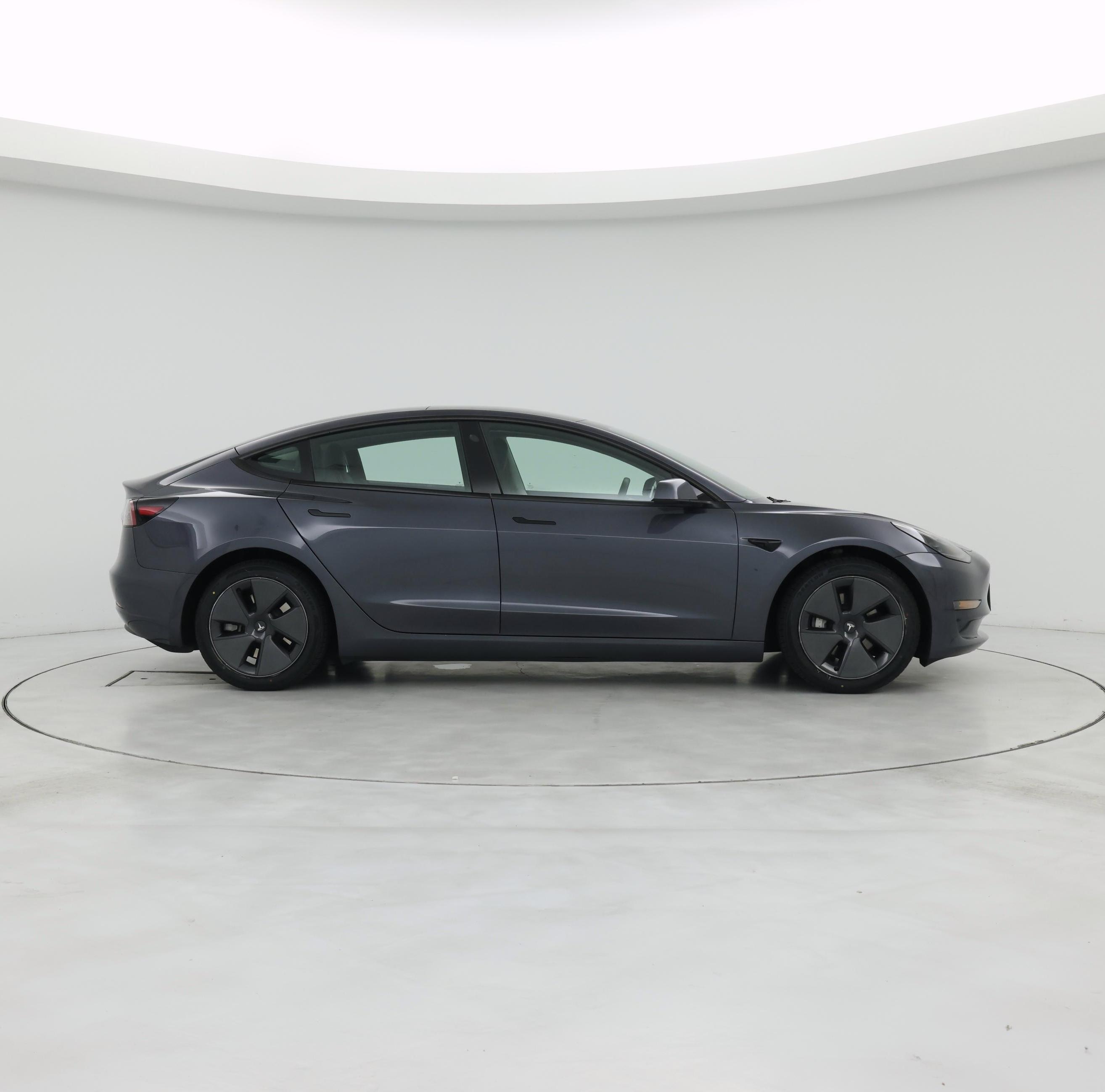 Thumbnail: 2023 Tesla Model 3 - 7
