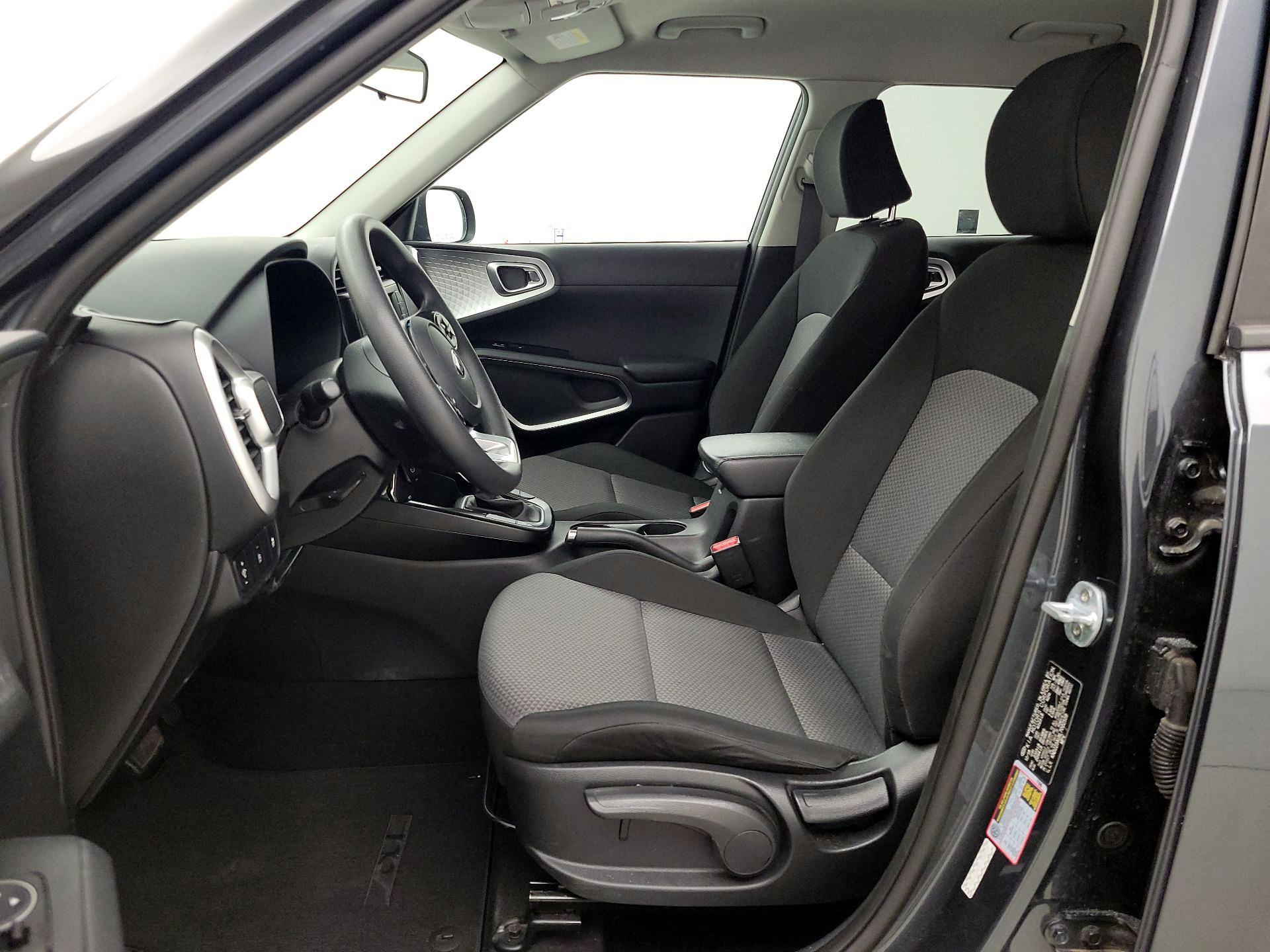 Thumbnail: 2020 Kia Soul - 11