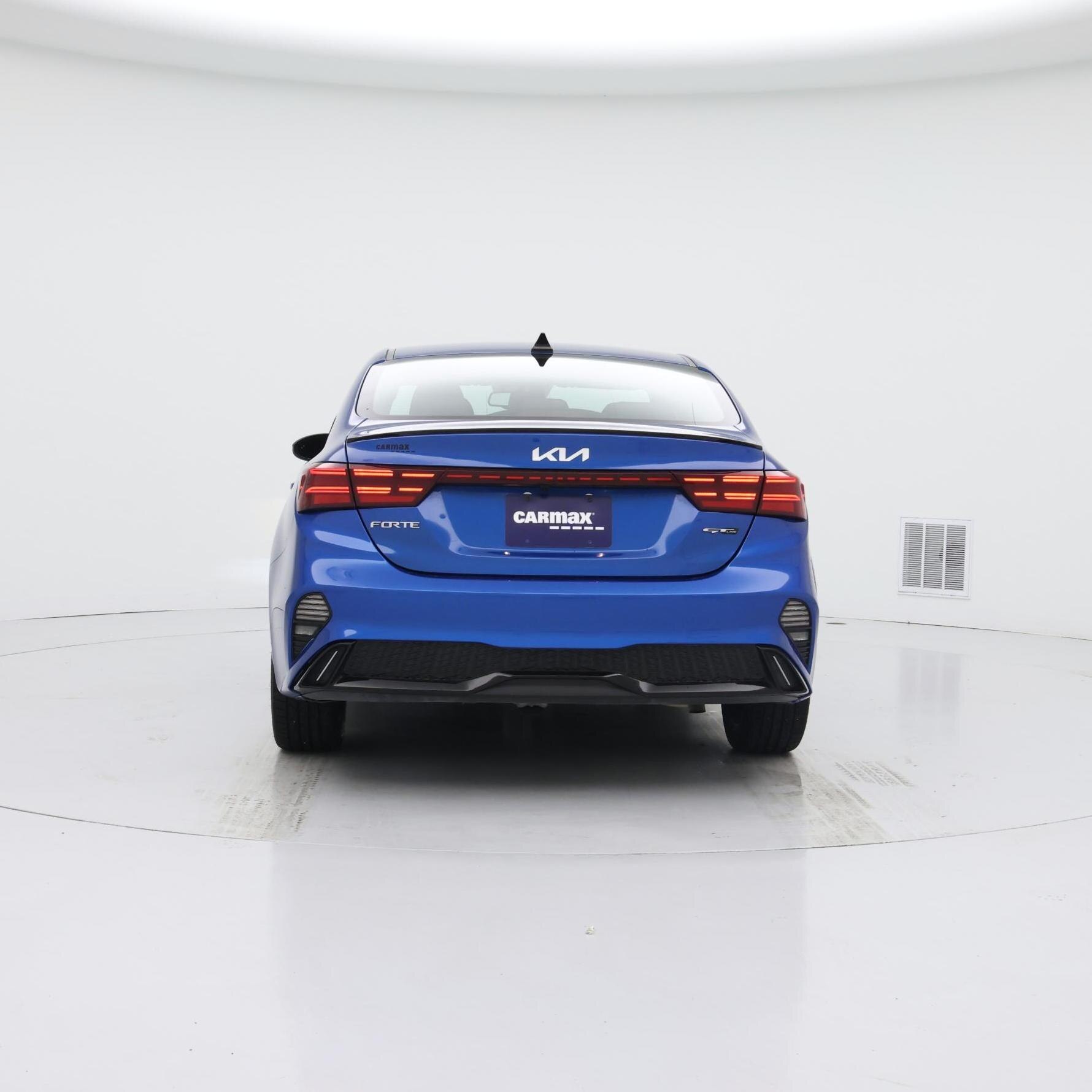 Thumbnail: 2023 Kia Forte - 6