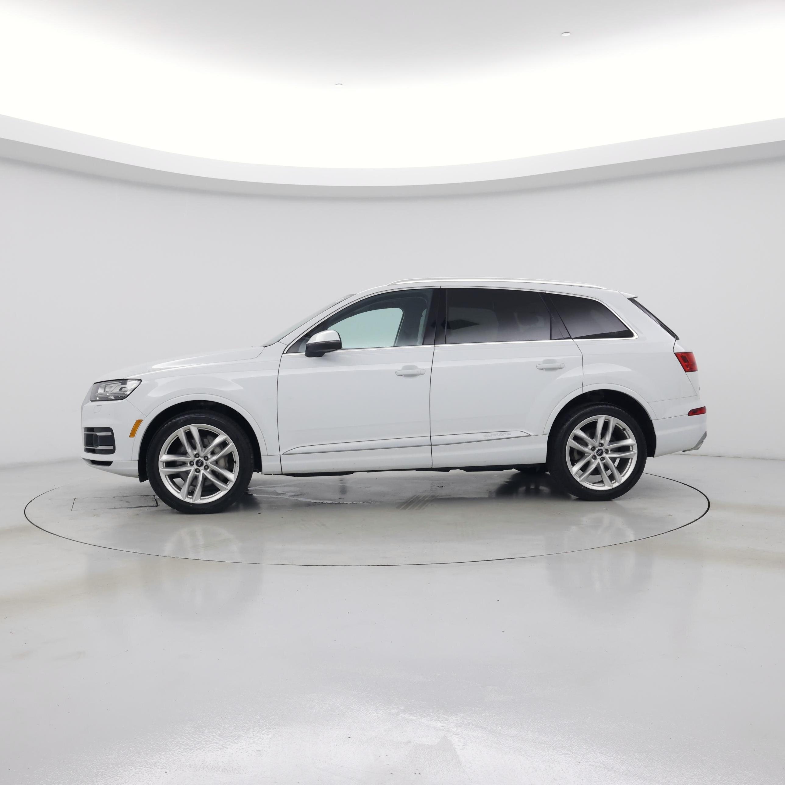Thumbnail: 2018 Audi Q7 - 3