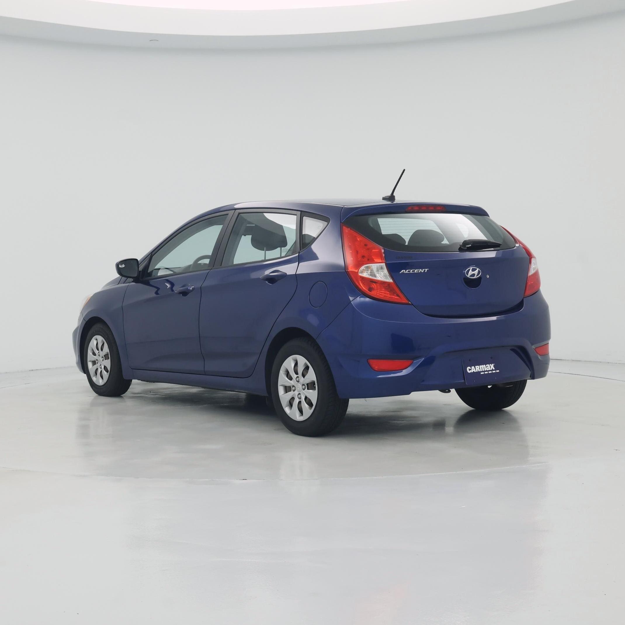 Thumbnail: 2015 Hyundai Accent - 2