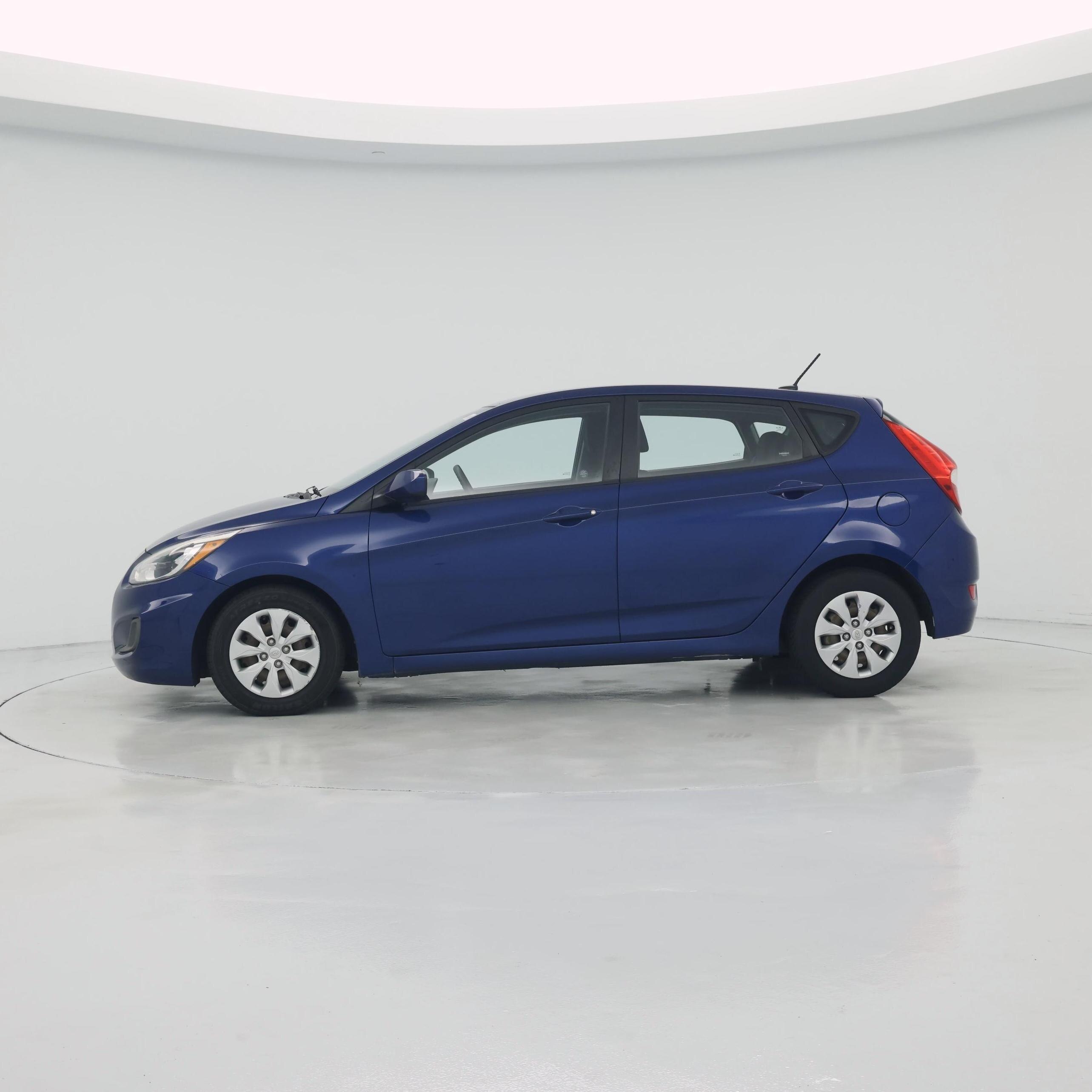 Thumbnail: 2015 Hyundai Accent - 3
