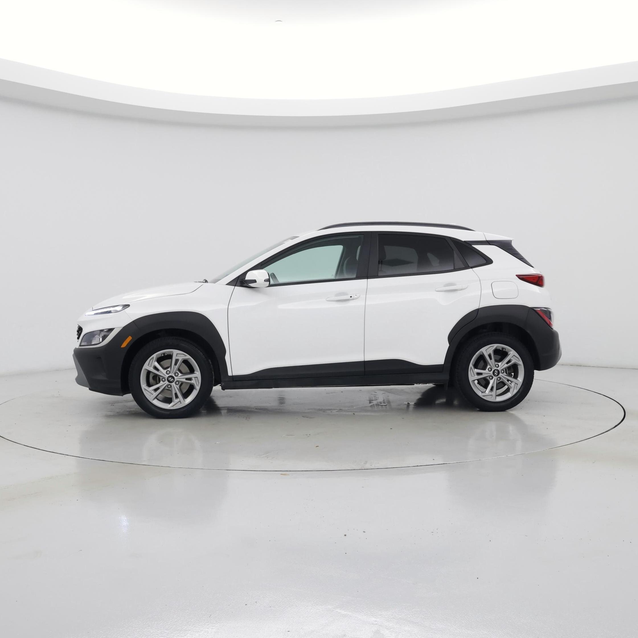 Thumbnail: 2023 Hyundai Kona - 3