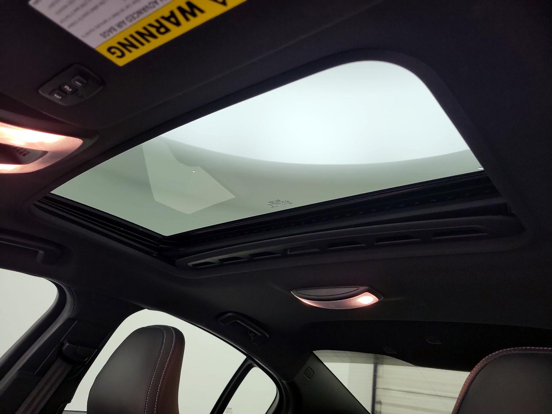 Thumbnail: 2015 Volvo S60 - 20