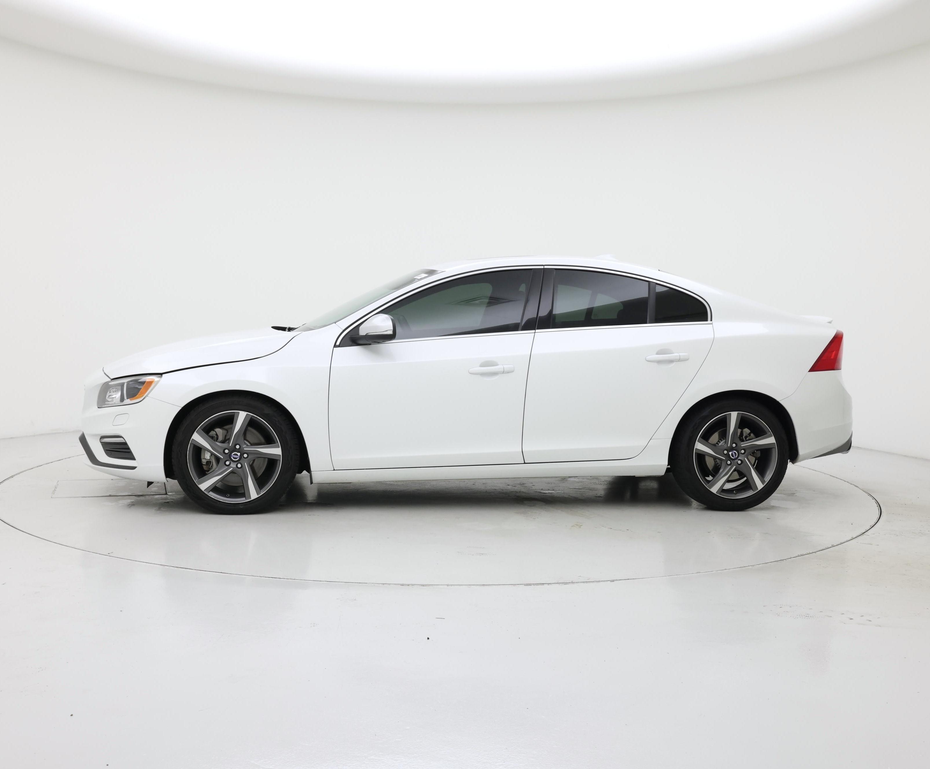 Thumbnail: 2015 Volvo S60 - 3