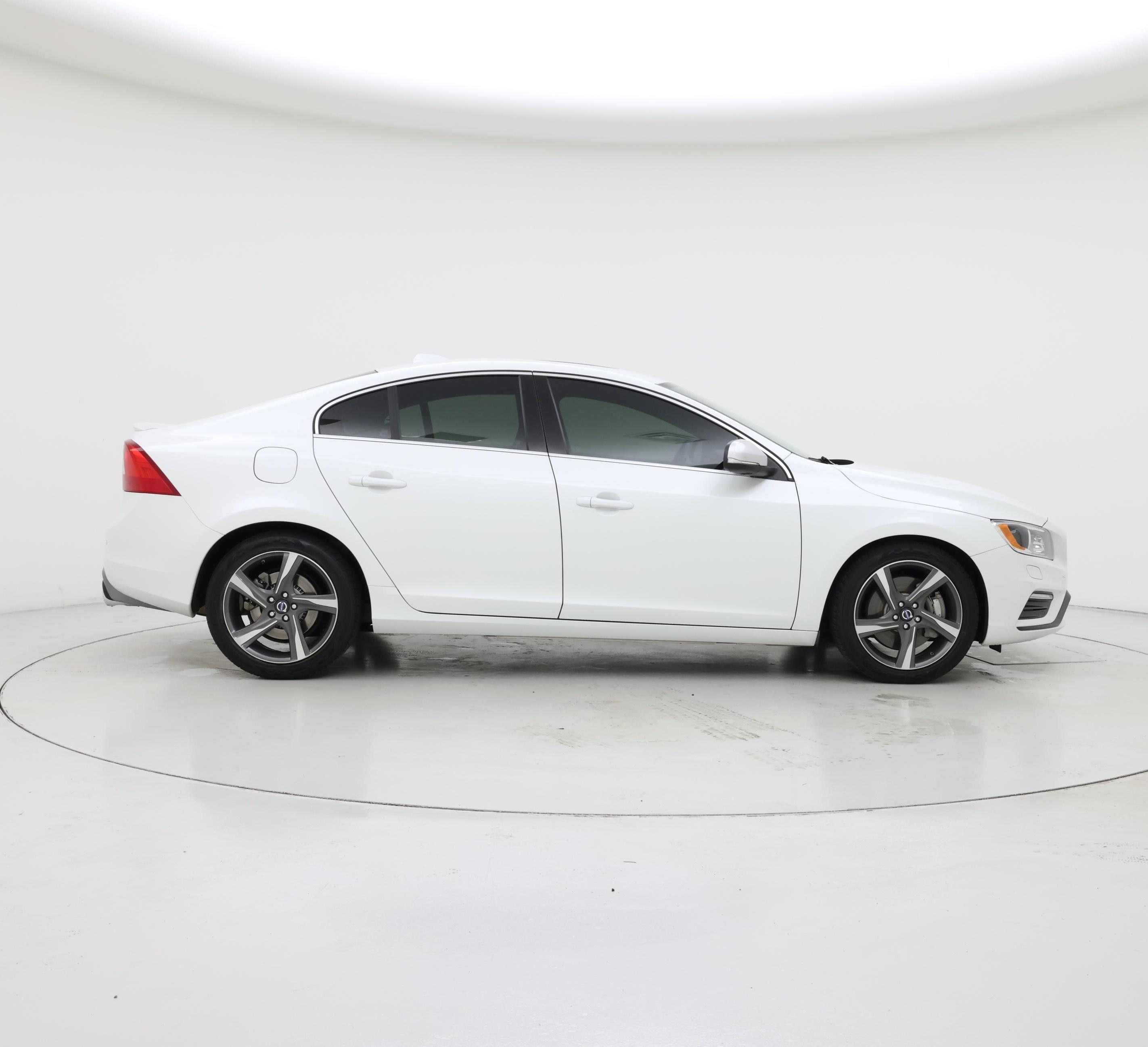 Thumbnail: 2015 Volvo S60 - 7