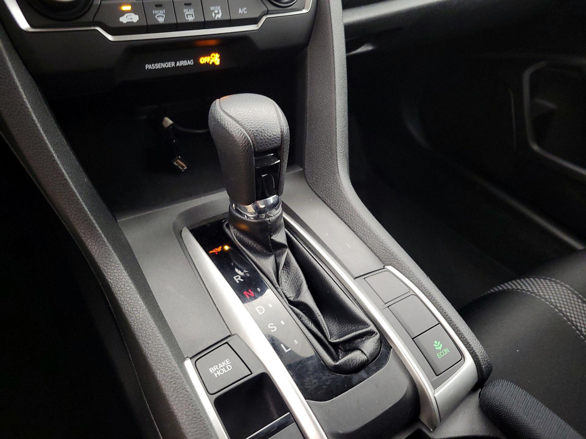 Thumbnail: 2019 Honda Civic - 17