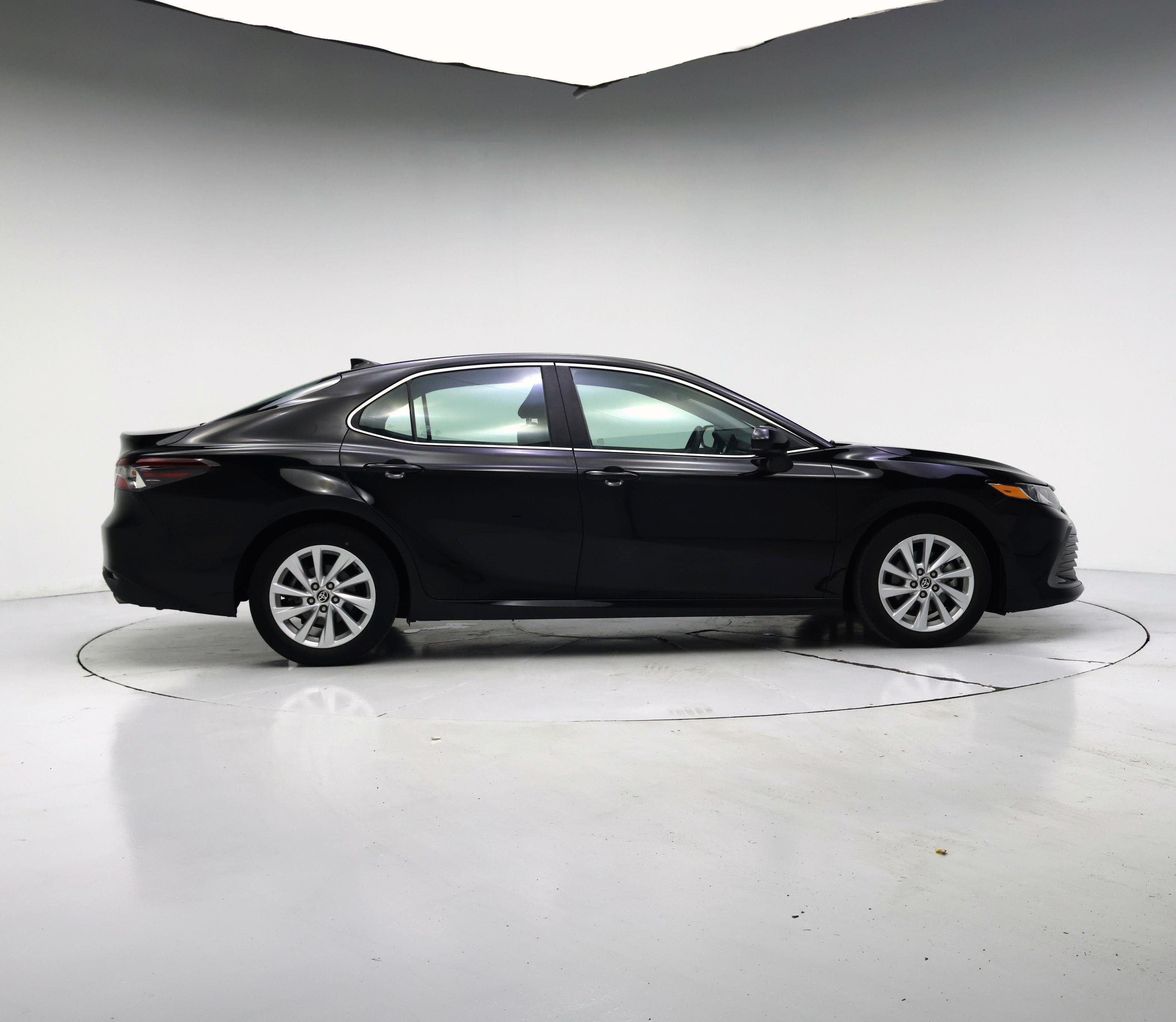 Thumbnail: 2022 Toyota Camry - 7