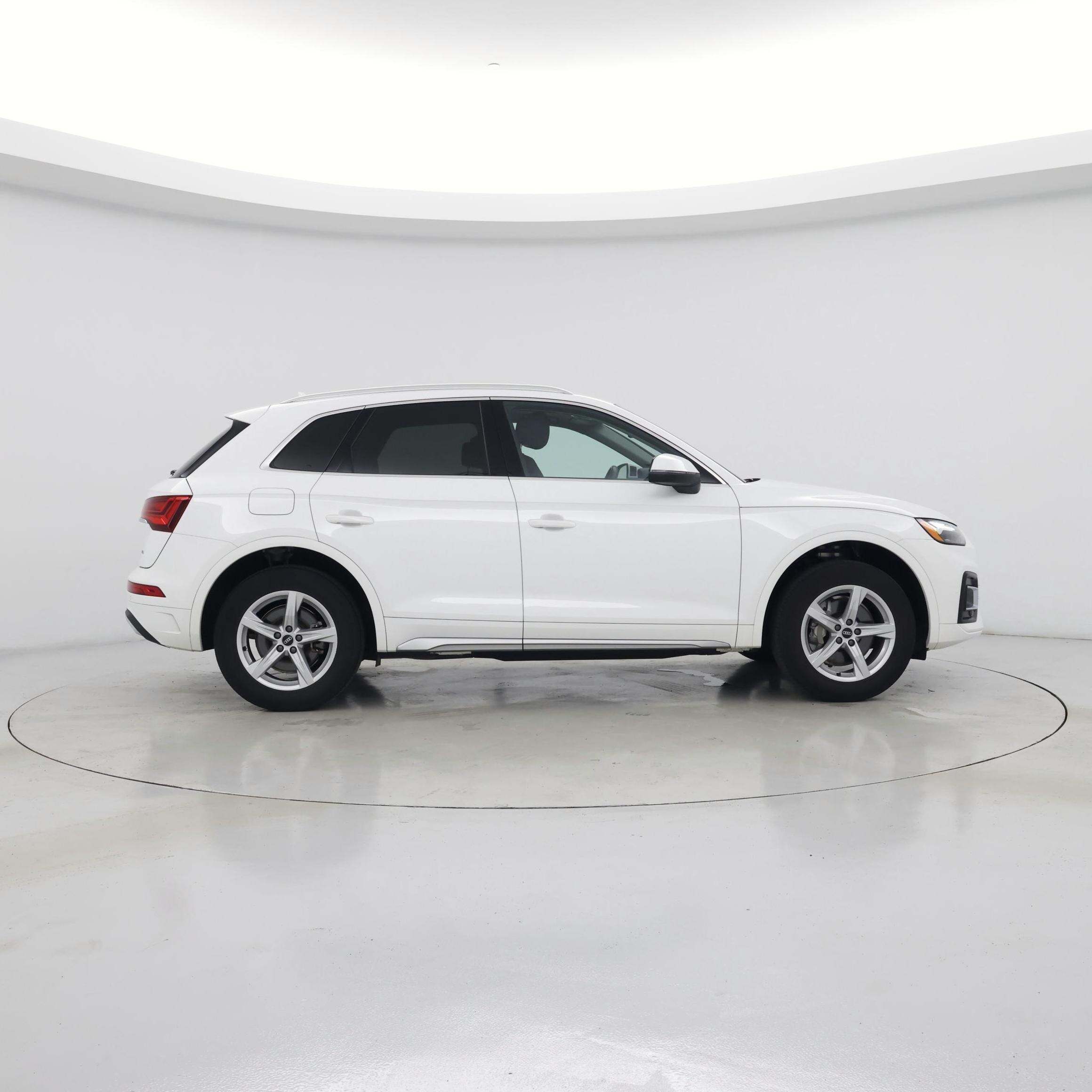 Thumbnail: 2021 Audi Q5 - 7