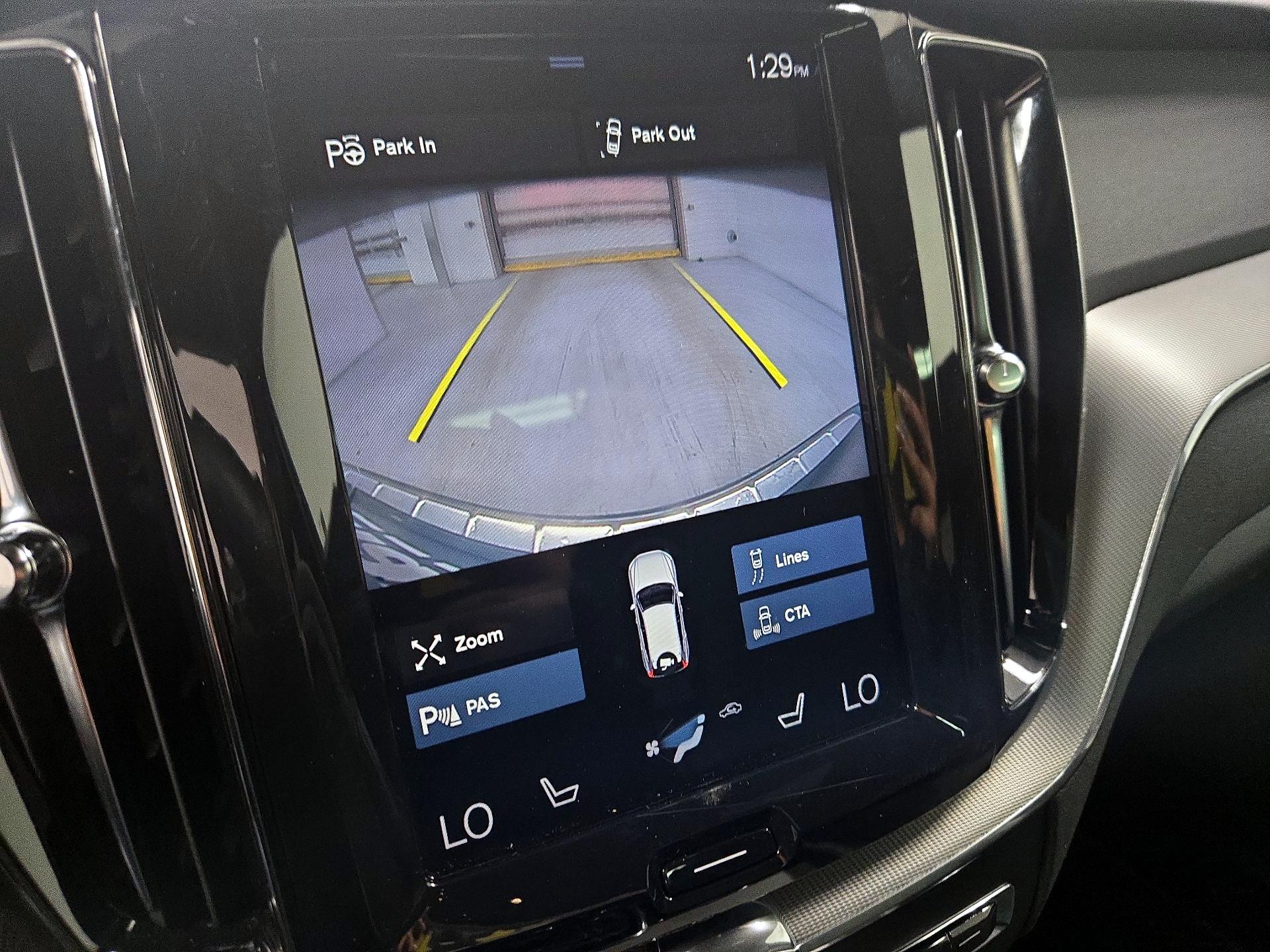 Thumbnail: 2019 Volvo XC60 - 15