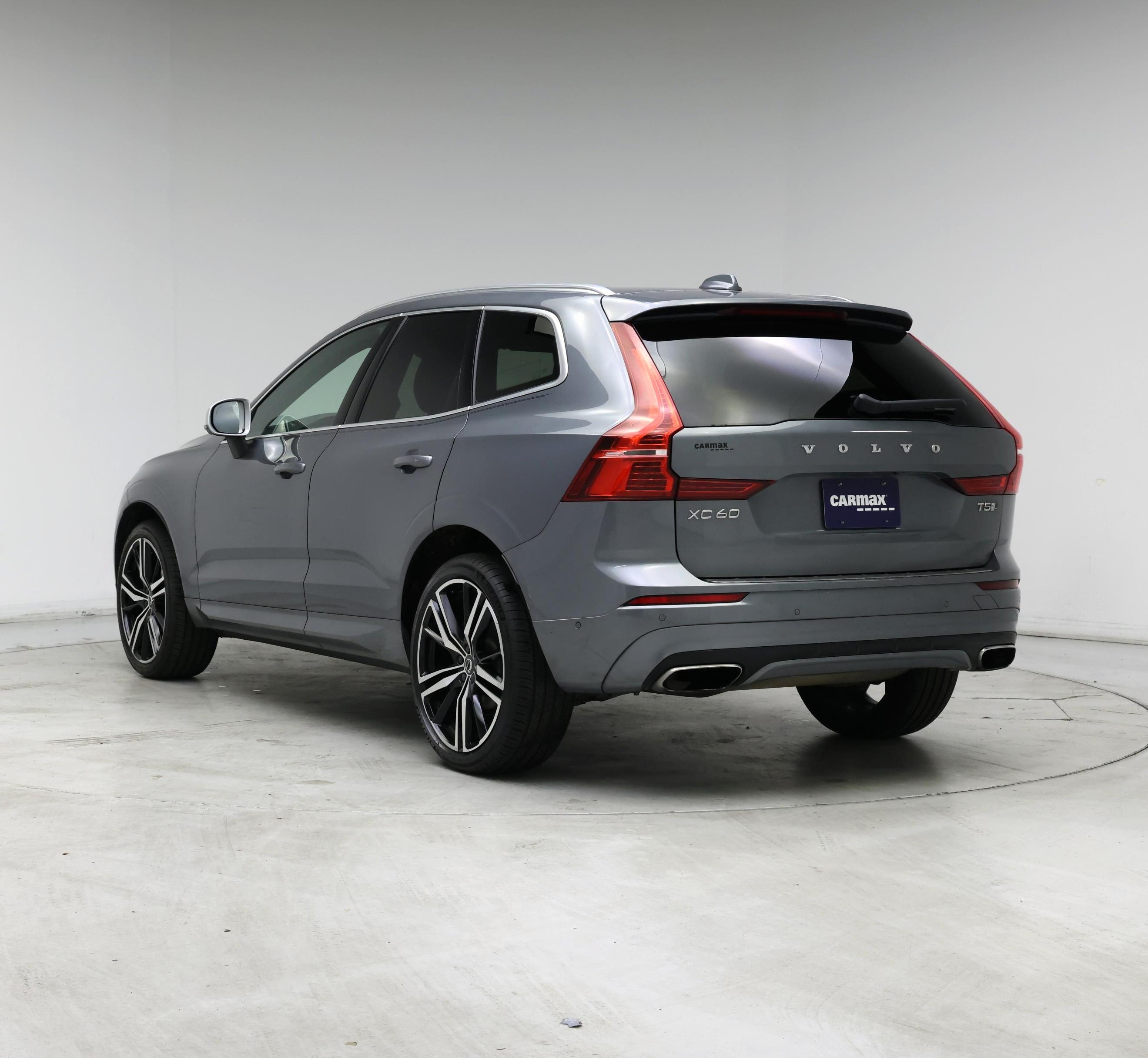 Thumbnail: 2019 Volvo XC60 - 2