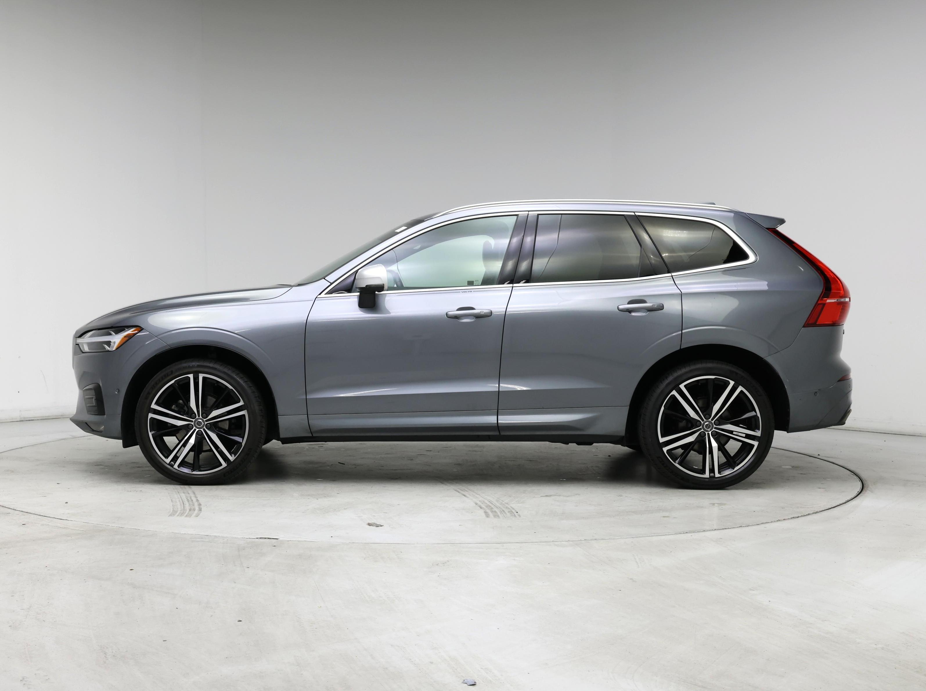 Thumbnail: 2019 Volvo XC60 - 3