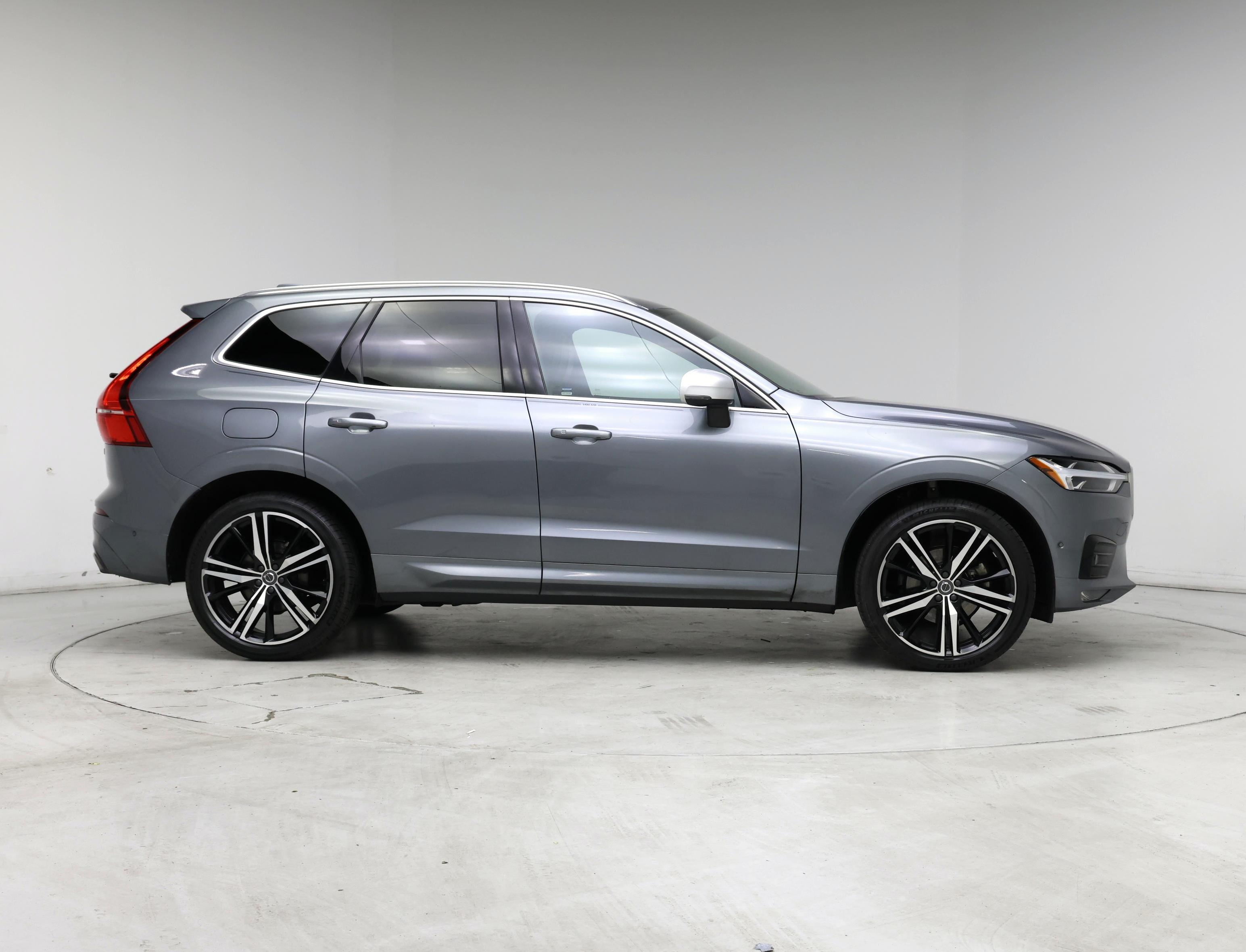 Thumbnail: 2019 Volvo XC60 - 7