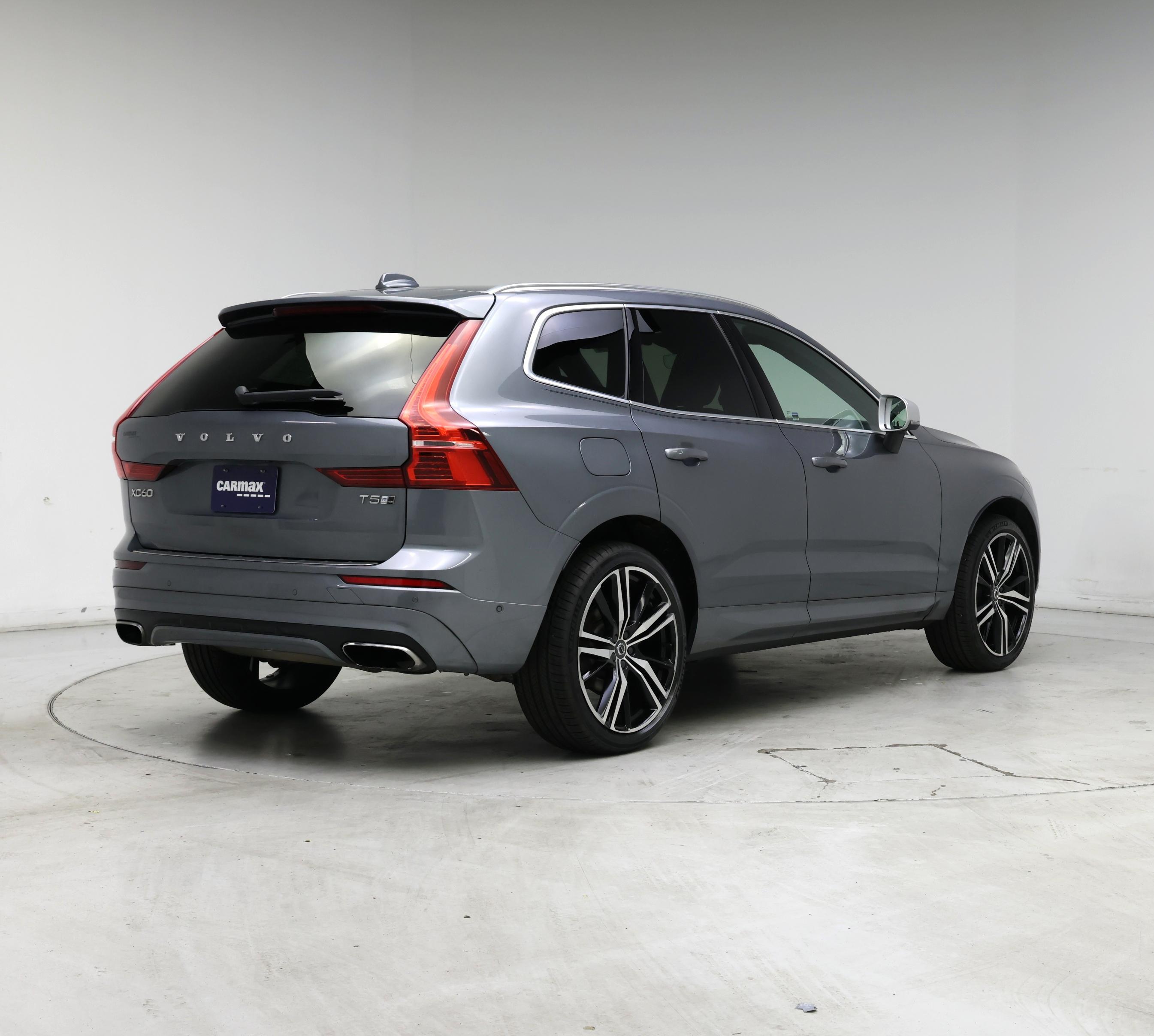 Thumbnail: 2019 Volvo XC60 - 8