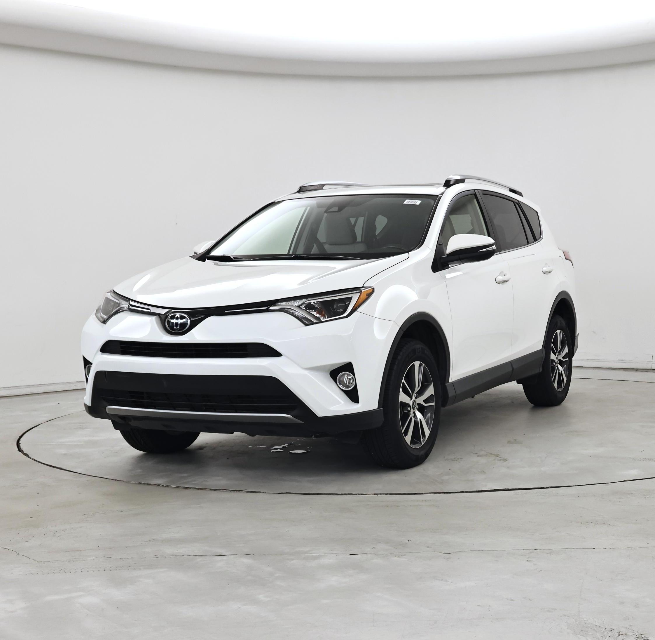 Thumbnail: 2018 Toyota RAV4 - 4