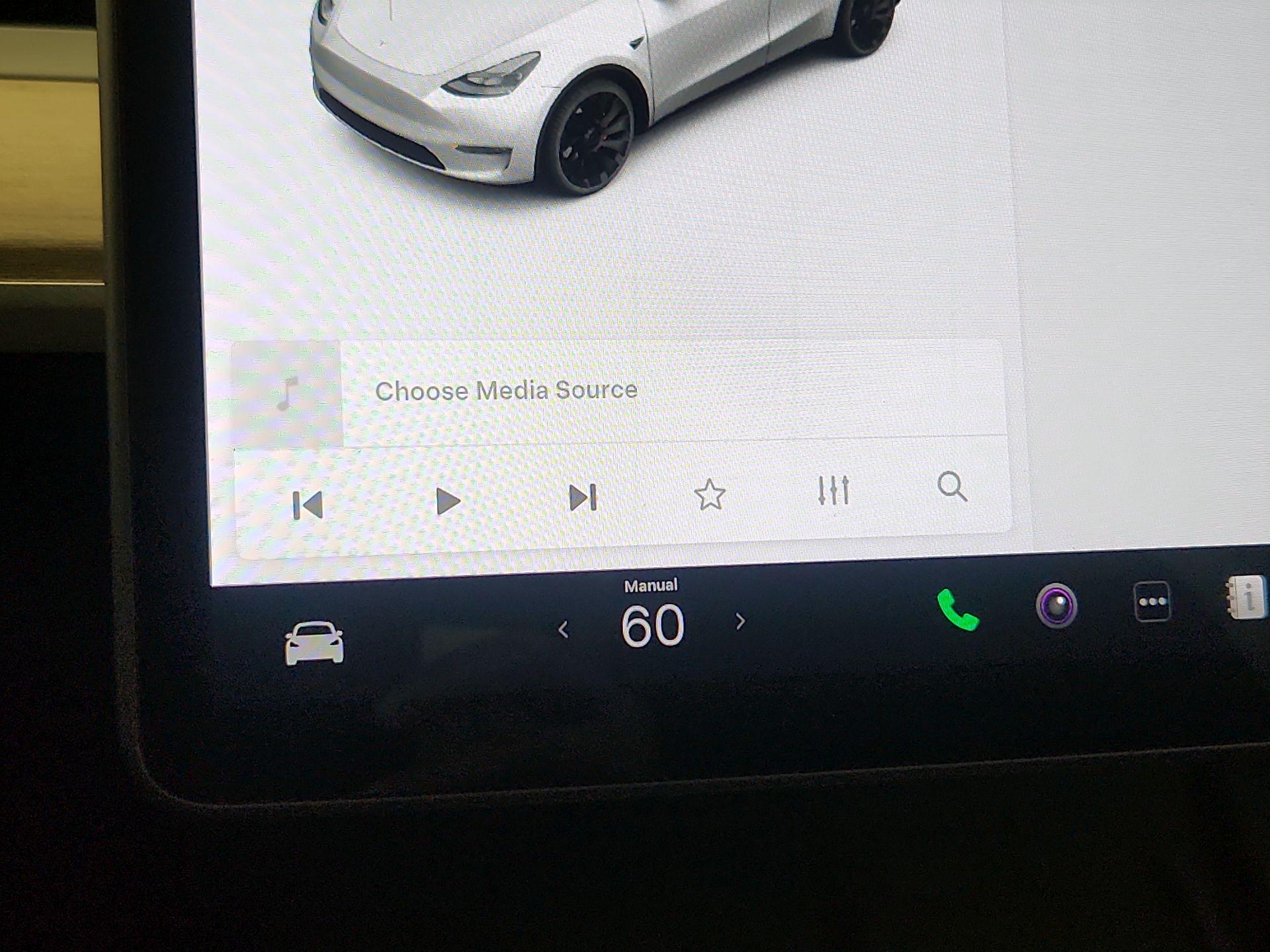 Thumbnail: 2022 Tesla Model Y - 15