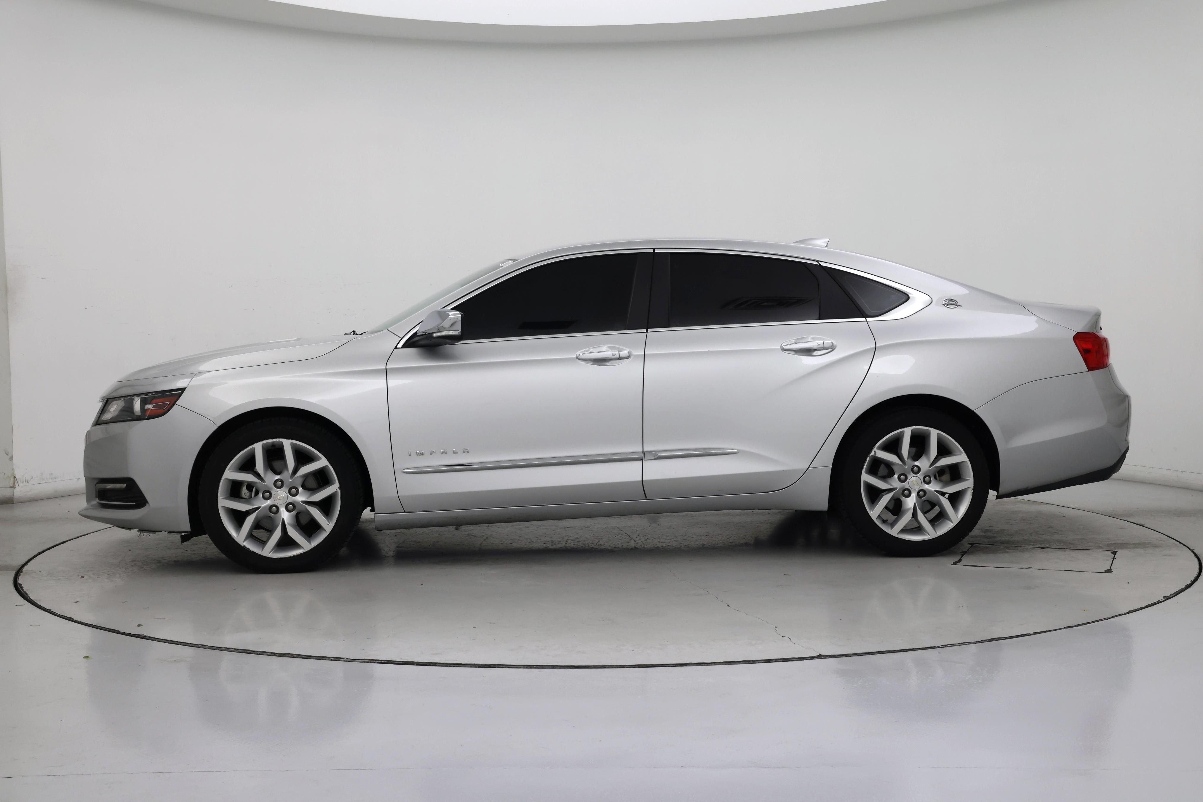 Thumbnail: 2017 Chevrolet Impala - 3