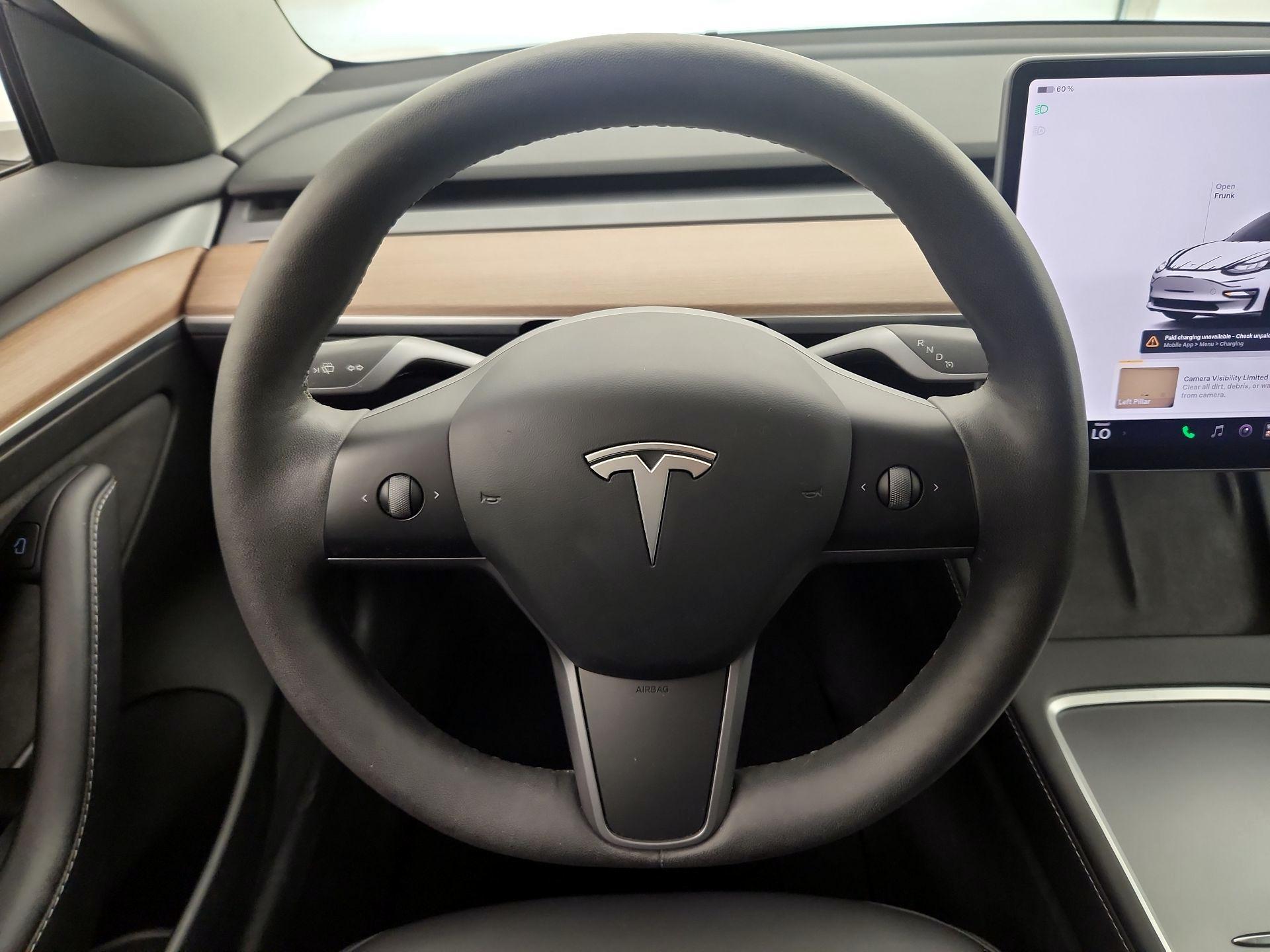 Thumbnail: 2023 Tesla Model 3 - 10