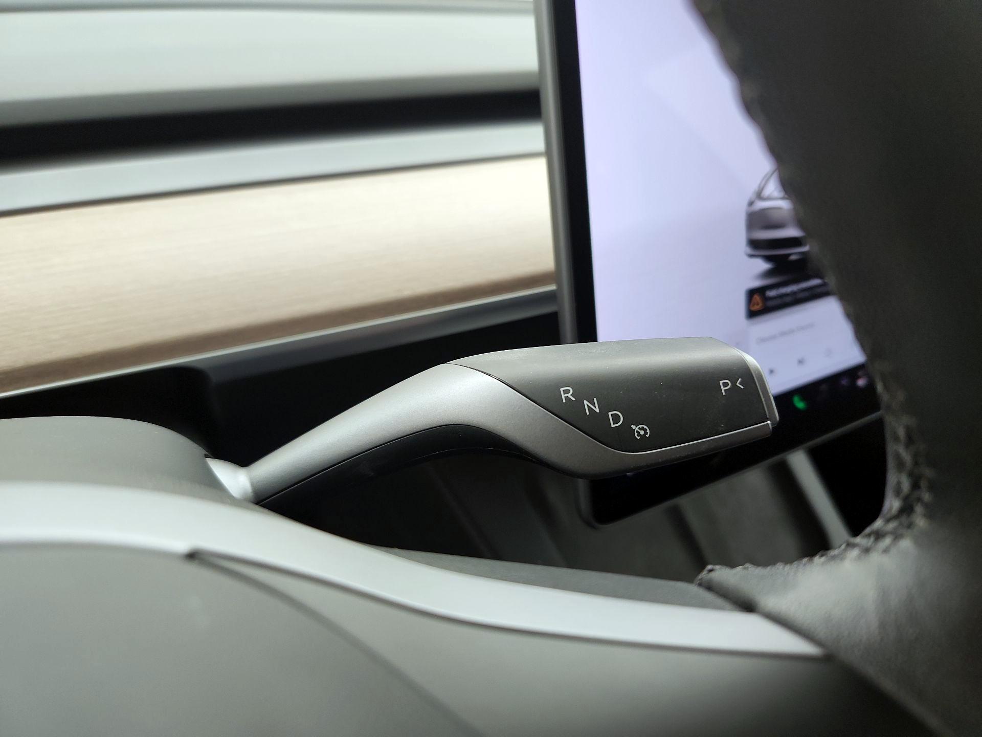 Thumbnail: 2023 Tesla Model 3 - 17