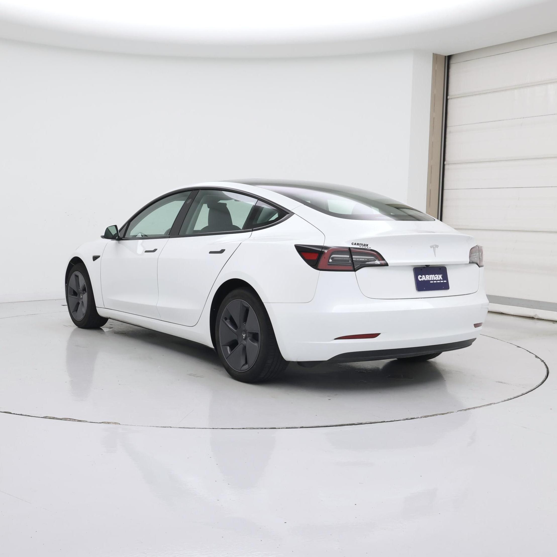 Thumbnail: 2023 Tesla Model 3 - 2