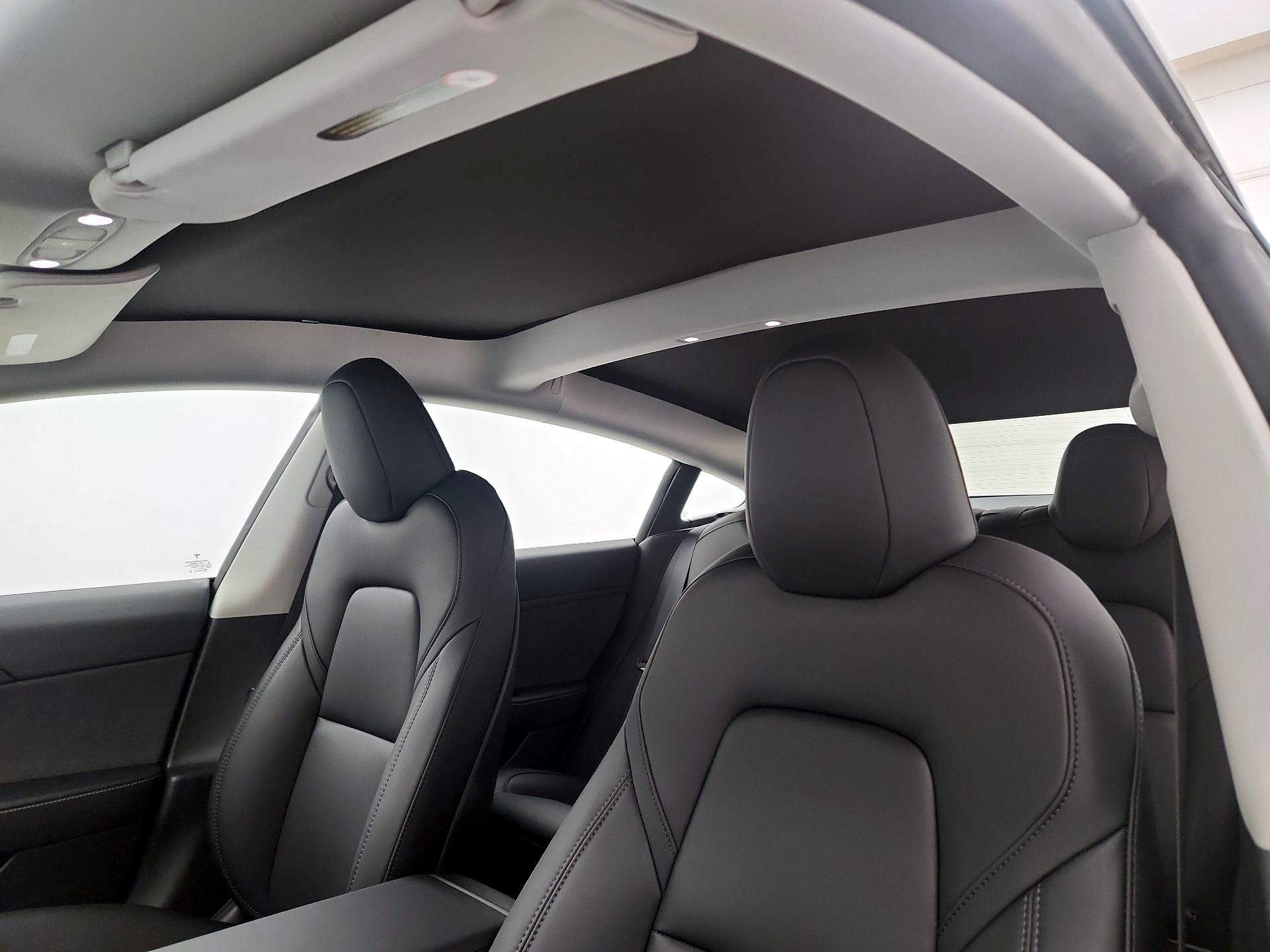 Thumbnail: 2023 Tesla Model 3 - 19