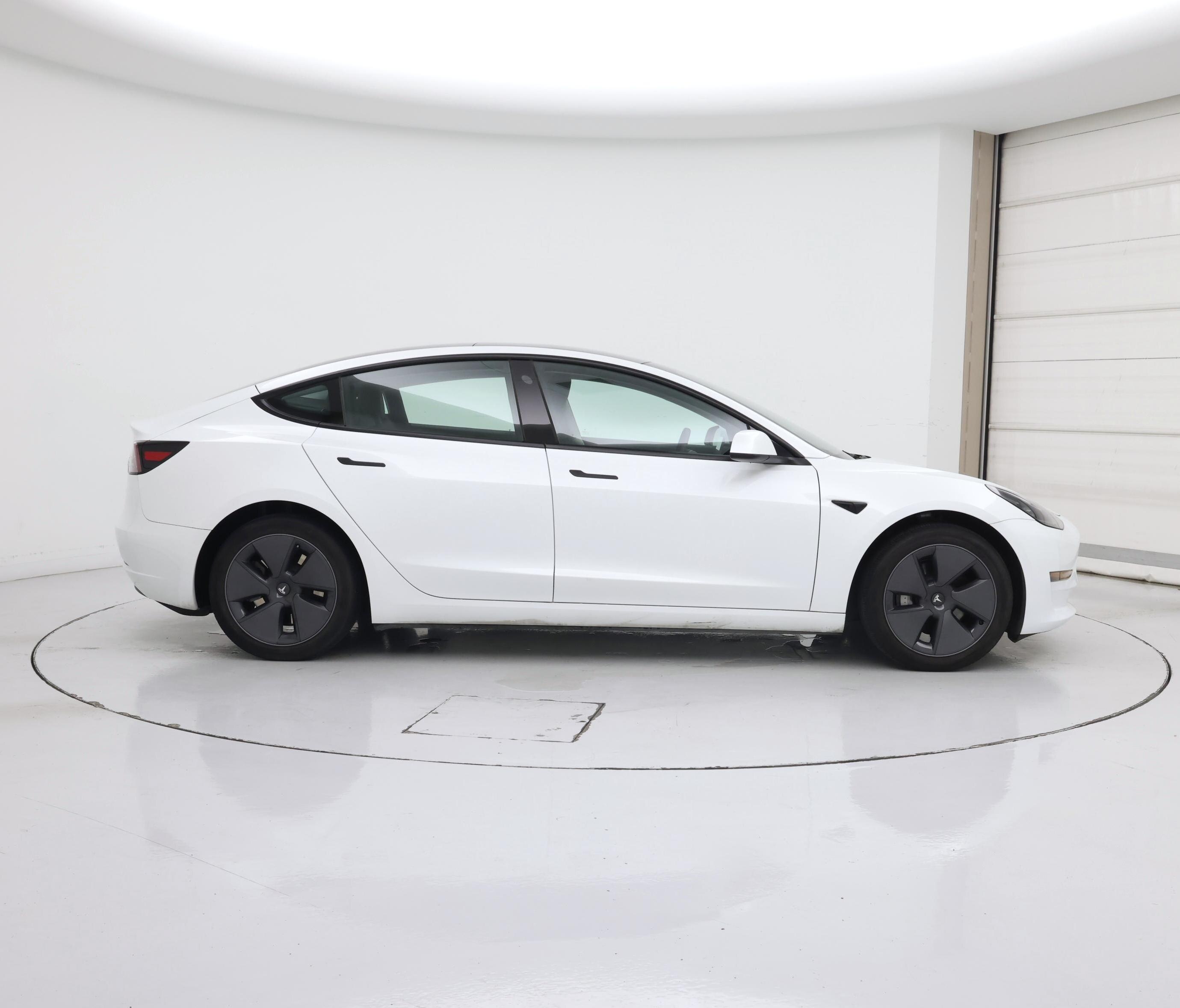 Thumbnail: 2023 Tesla Model 3 - 7